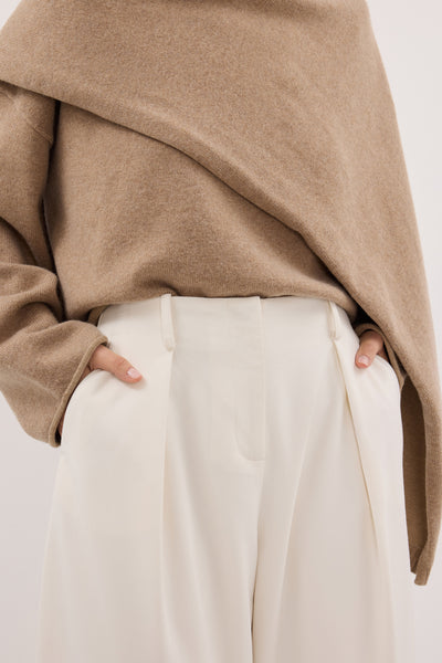 Amanda wearing ROMY CREAM BARREL LEG TAILORED PANT
