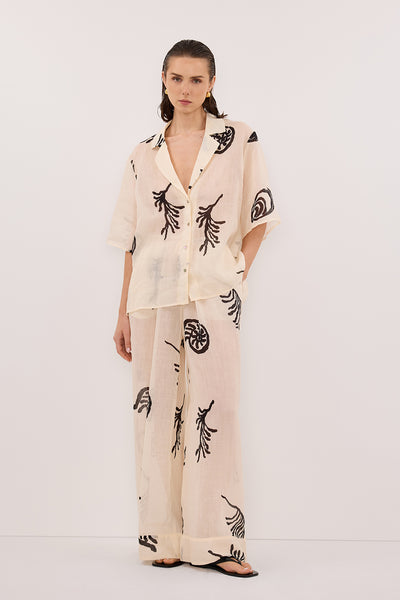 Stas wearing POSITANO SANDSTONE RAMIE PANT