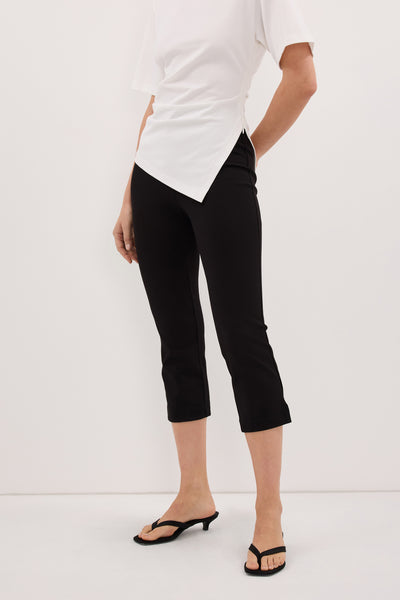 Joanna wearing DEMI BLACK 7/8 CAPRI PANT