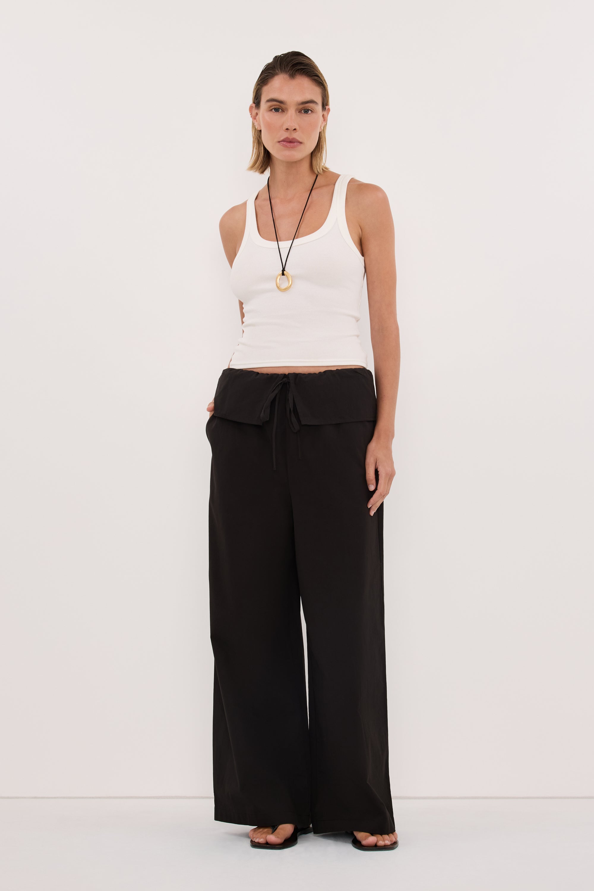 BENTLEE BLACK COTTON FISHERMAN PANT