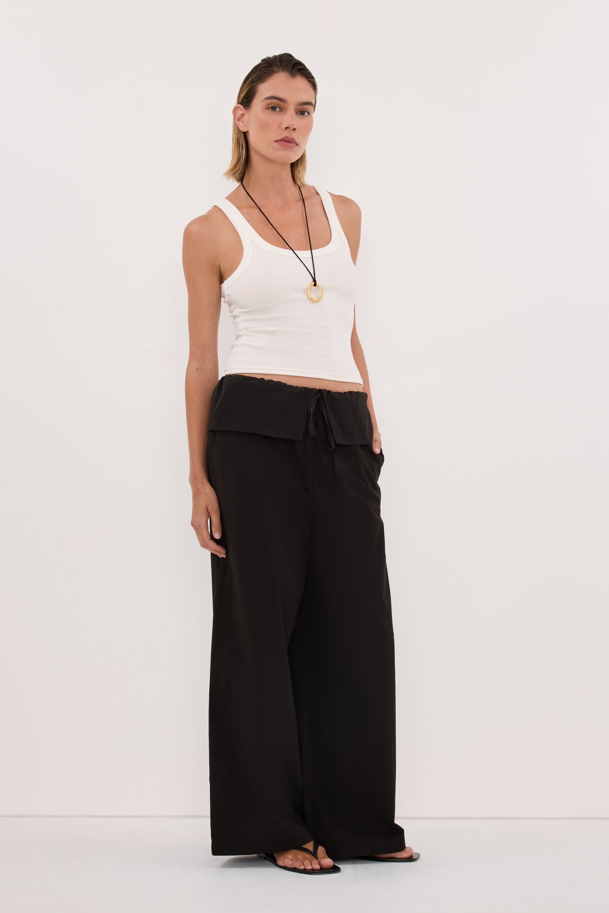BENTLEE BLACK COTTON FISHERMAN PANT