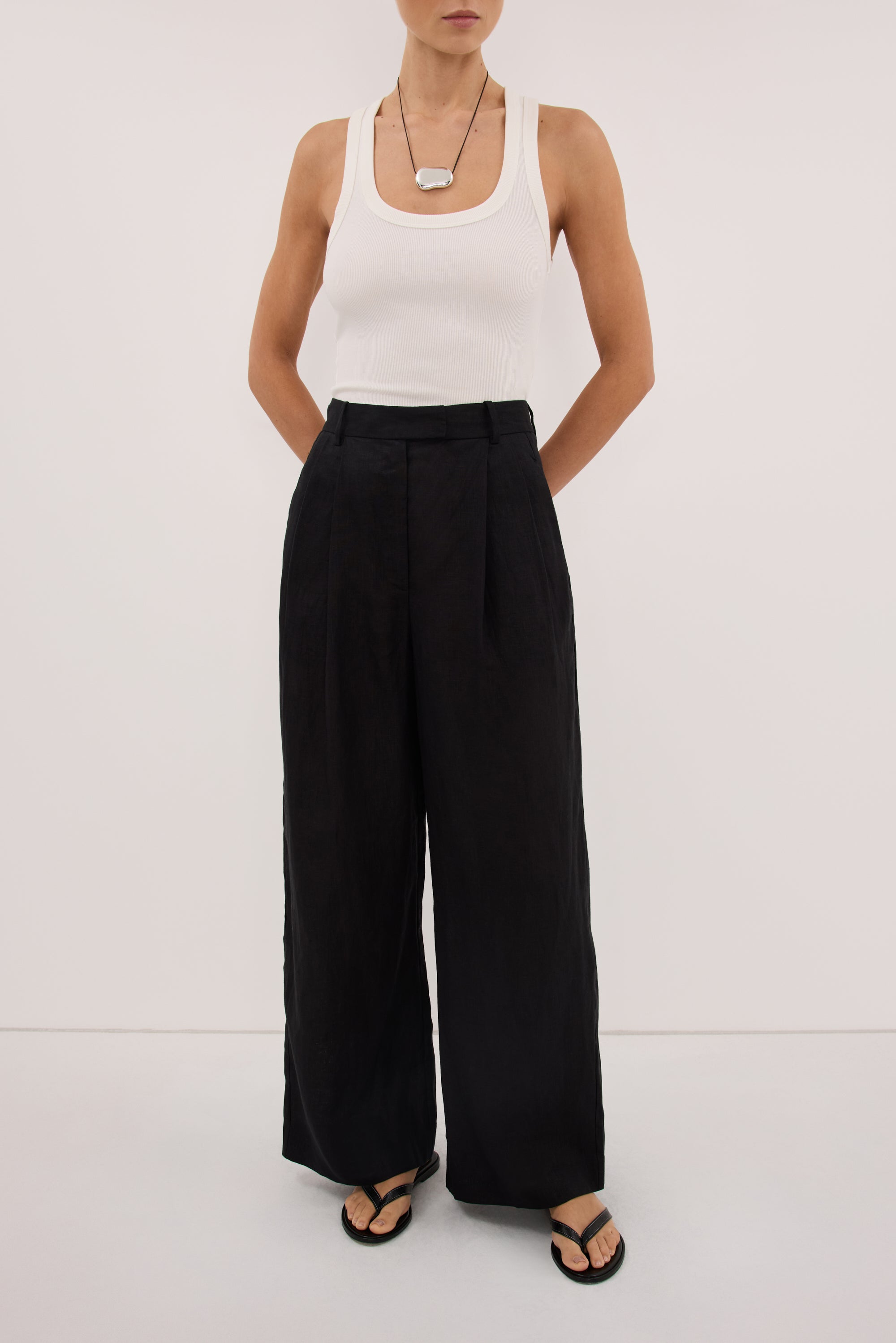 EASTON BLACK WIDE LEG LINEN PANT