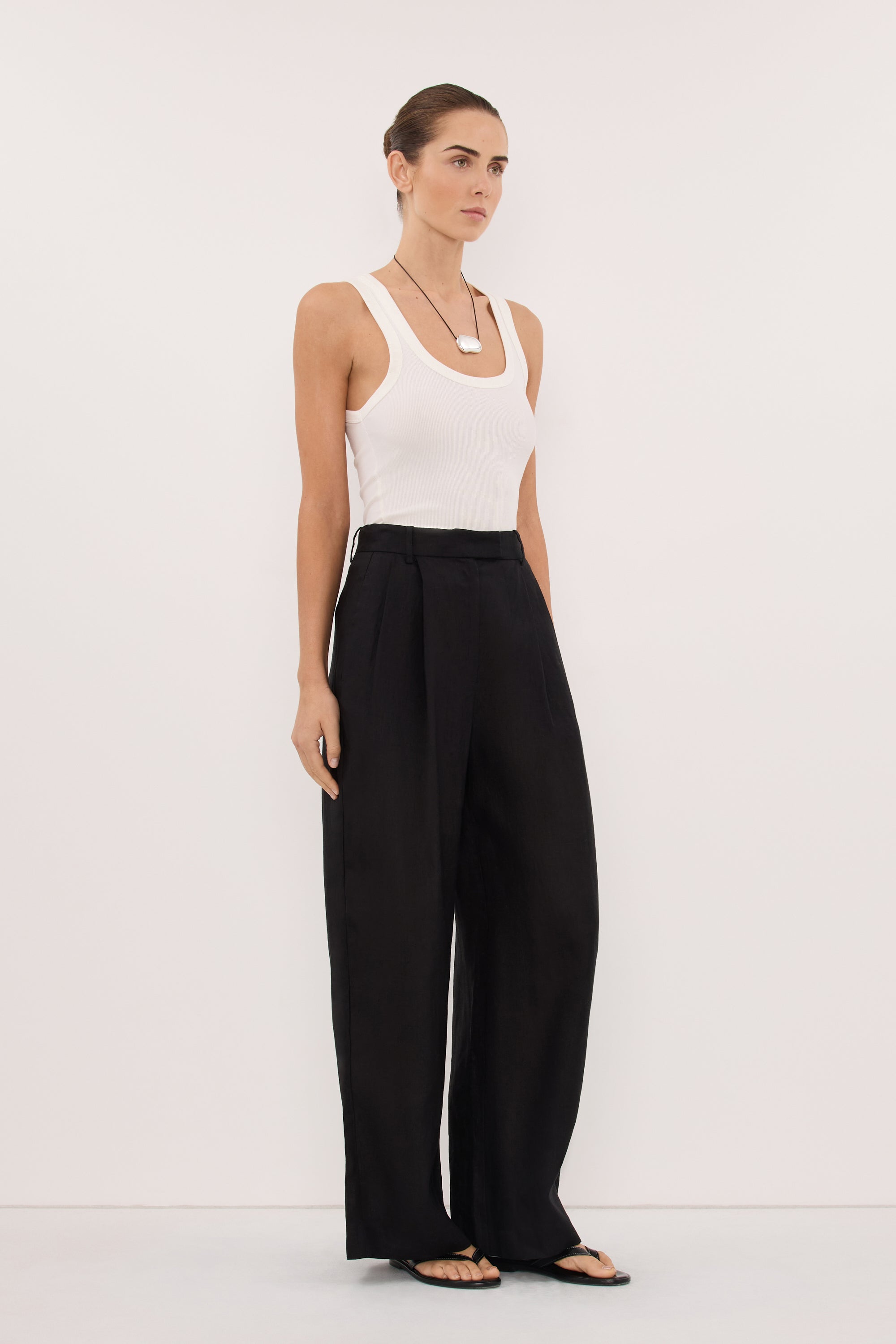 EASTON BLACK WIDE LEG LINEN PANT