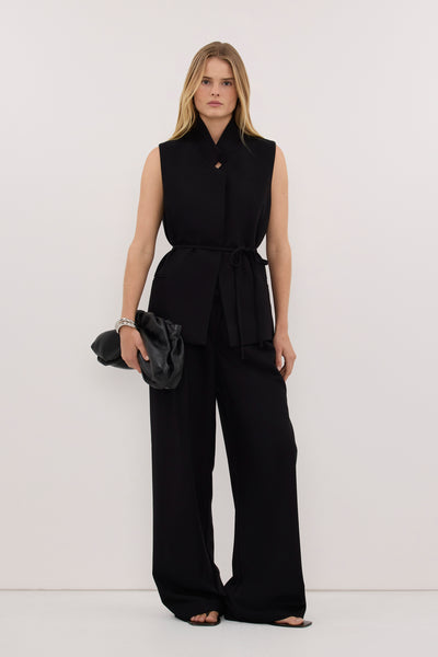 Zoe wearing VIDA BLACK ASYM WAISTBAND PANT