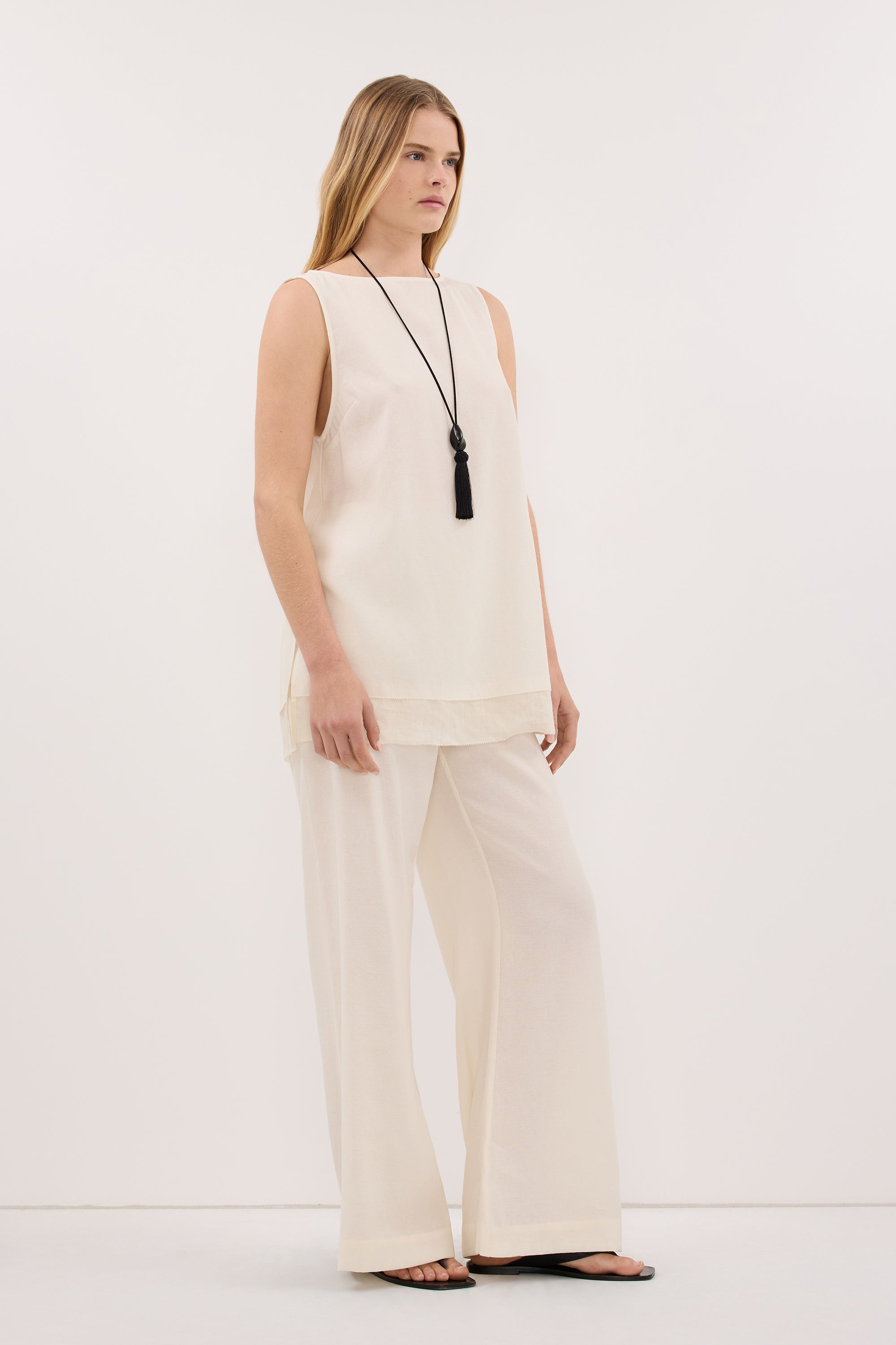 CALIA CREAM TAILORED PANT