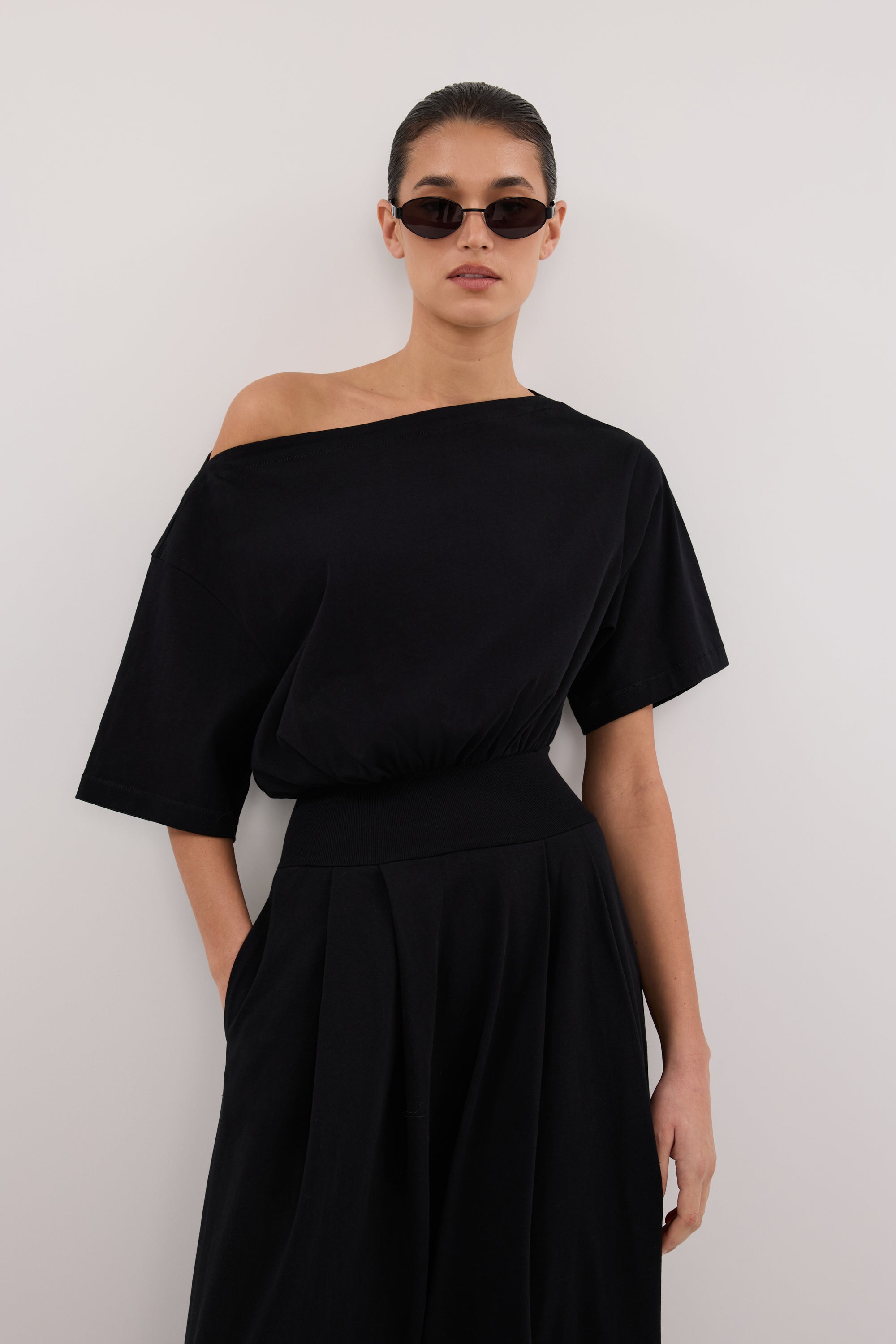 ESME BLACK ASYM MAXI DRESS – DISSH