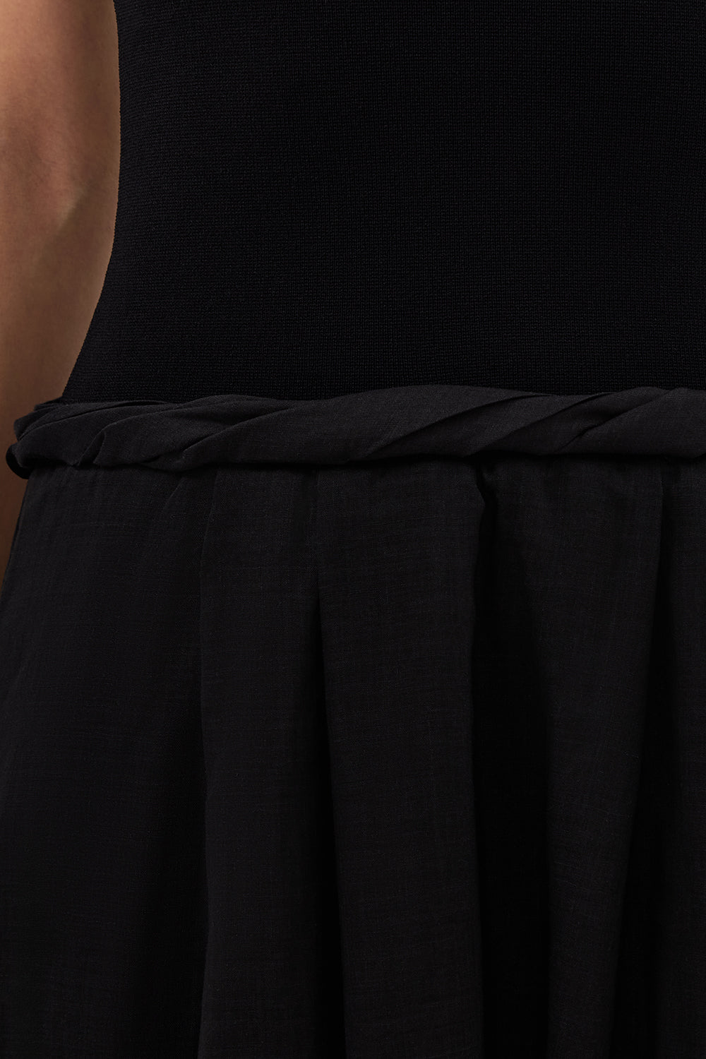 COCO BLACK HYBRID MIDI DRESS COCO BLACK HYBRID MIDI DRESS