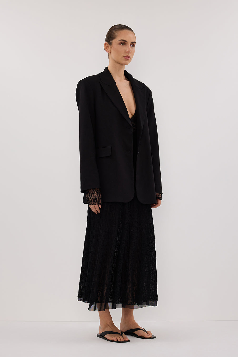 LIZZIE BLACK LACE LONG SLEEVE MAXI DRESS