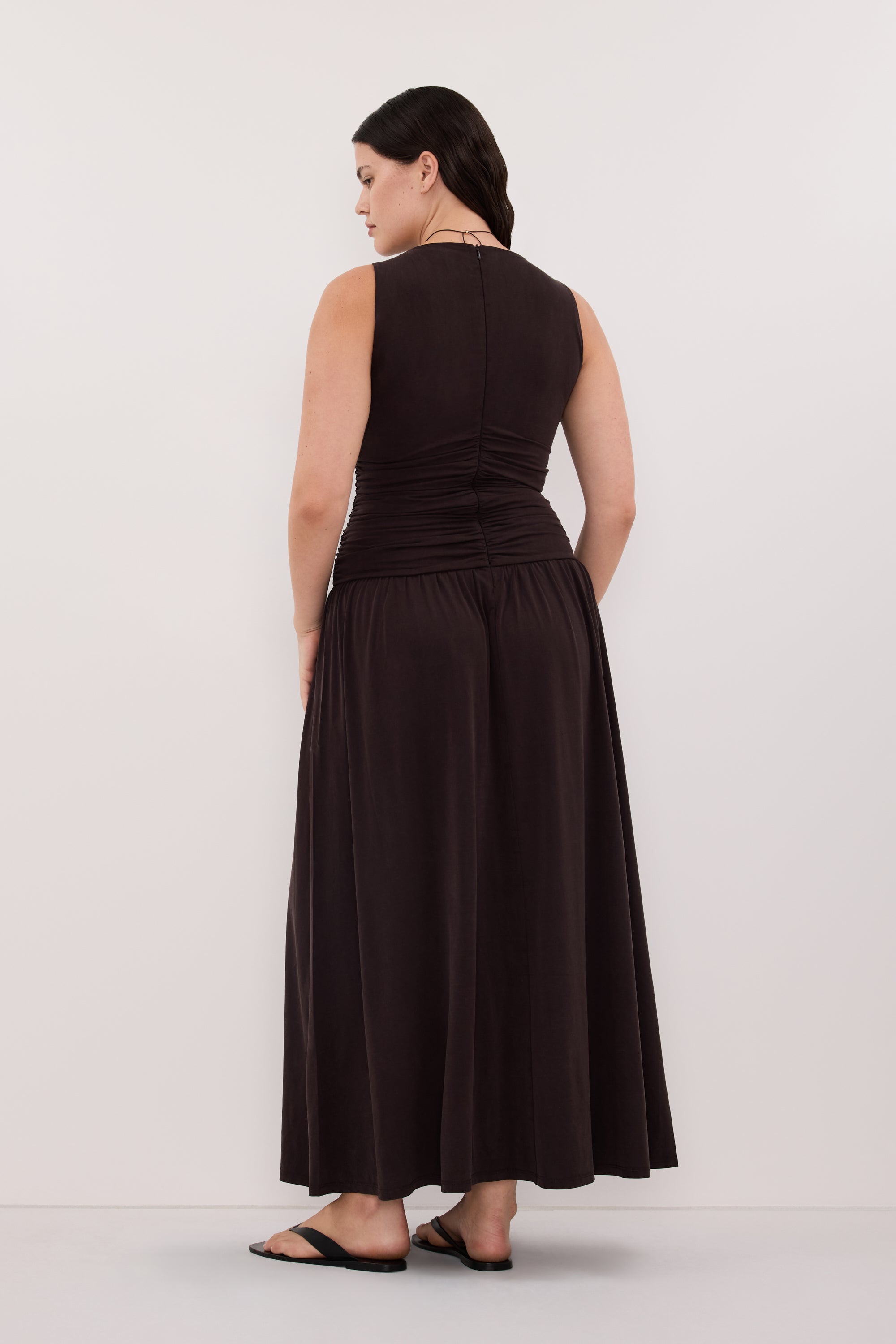 MEG BURNT CHOC SLEEVELESS KNIT MIDI DRESS