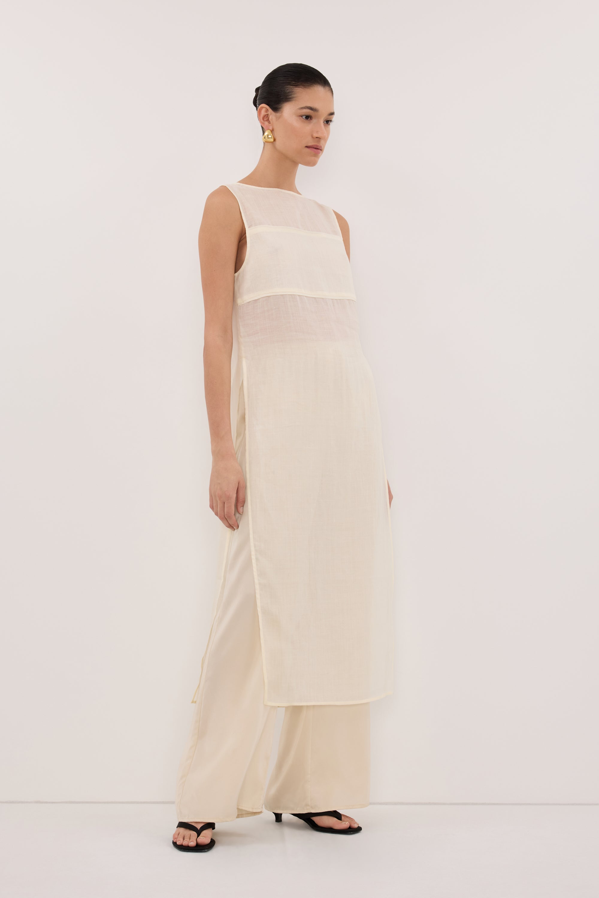 KAI STRAW SLEEVELESS RAMIE TUNIC TOP