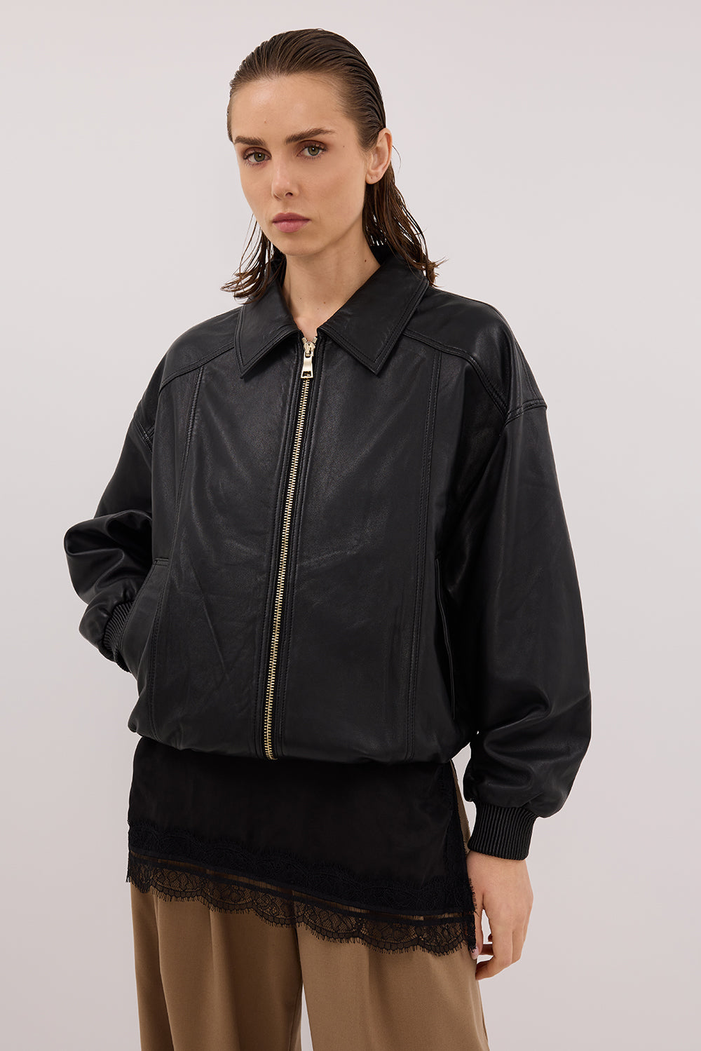 HUTTON BLACK LEATHER BOMBER JACKET