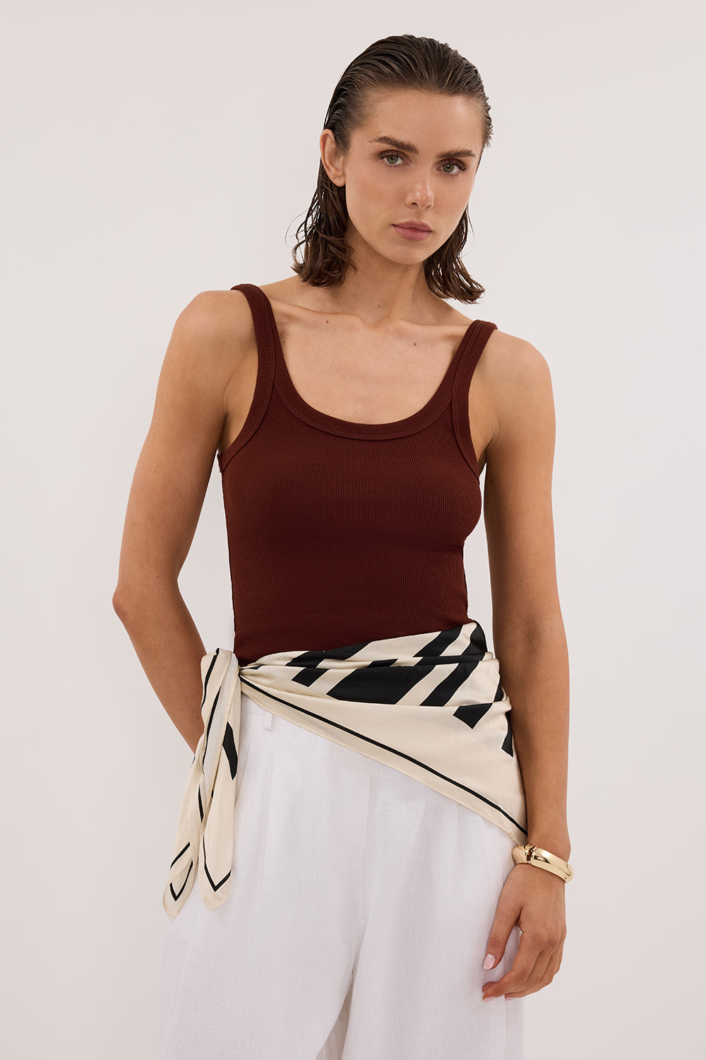 PHOEBE CINNAMON SCOOP NECK TANK TOP