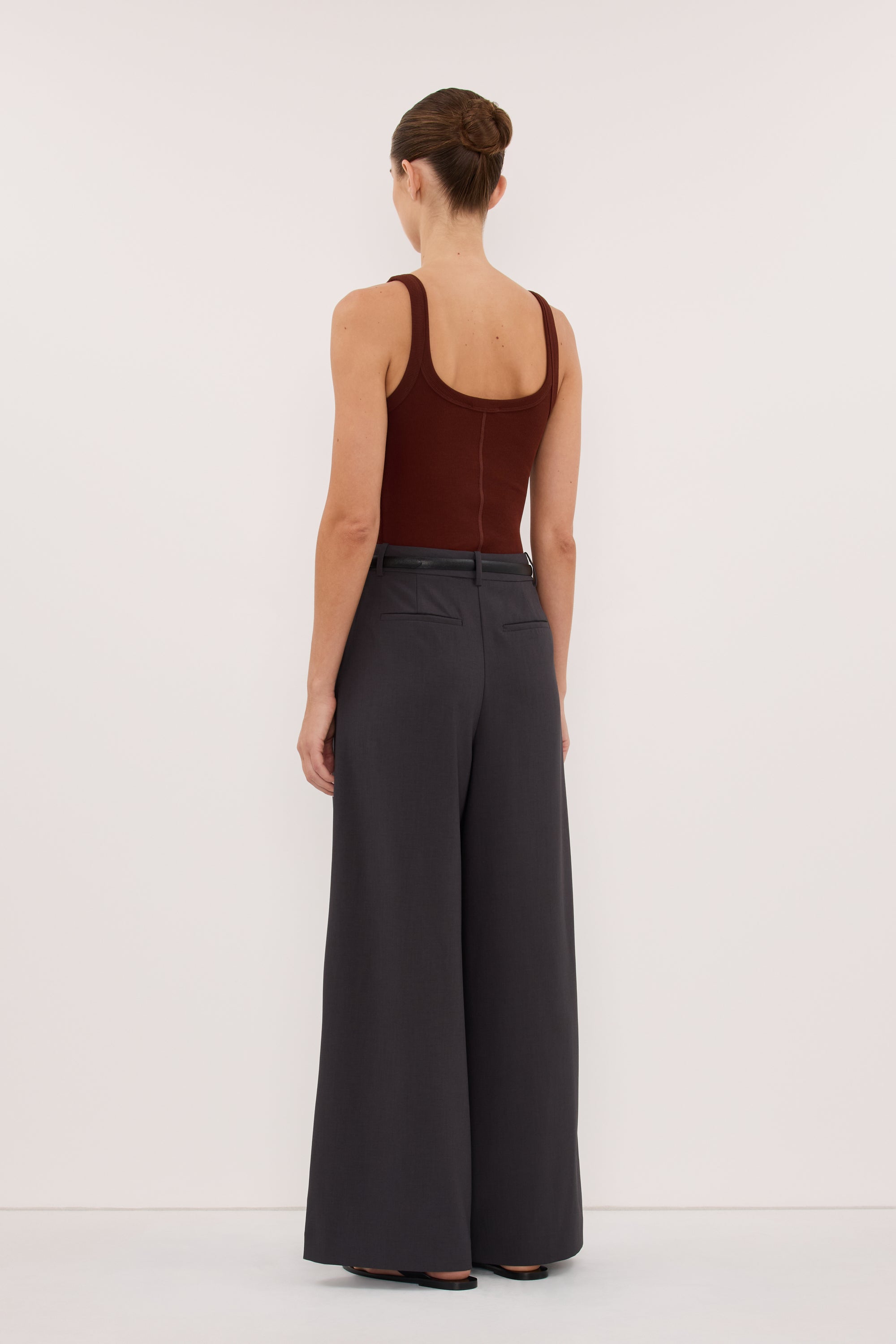 PHOEBE CINNAMON SCOOP NECK TANK TOP
