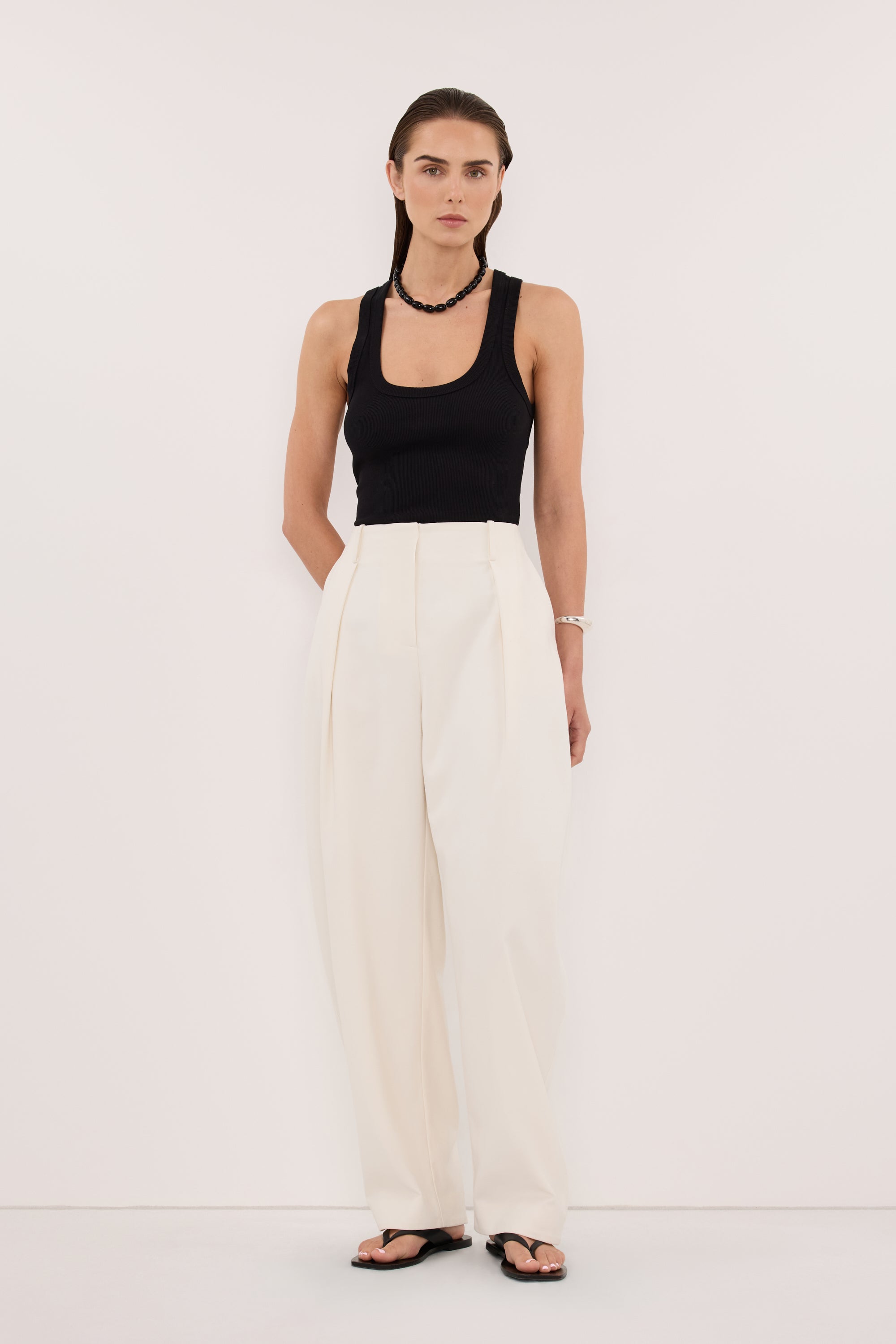 CLARA BLACK SCOOP NECK TANK TOP