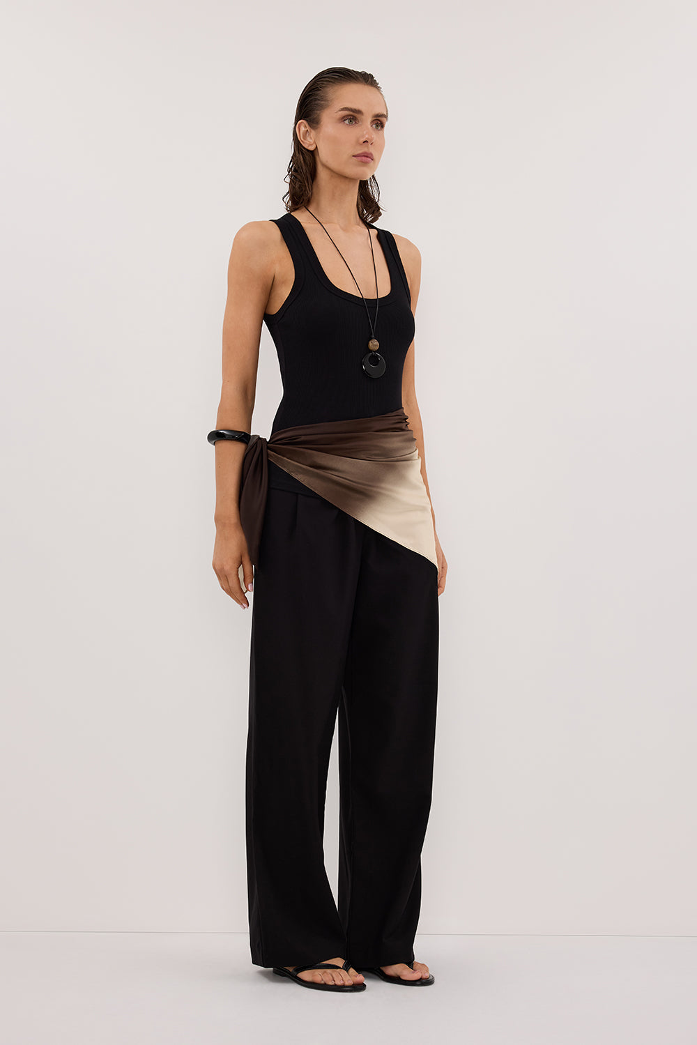 CLARA BLACK SCOOP NECK TANK TOP