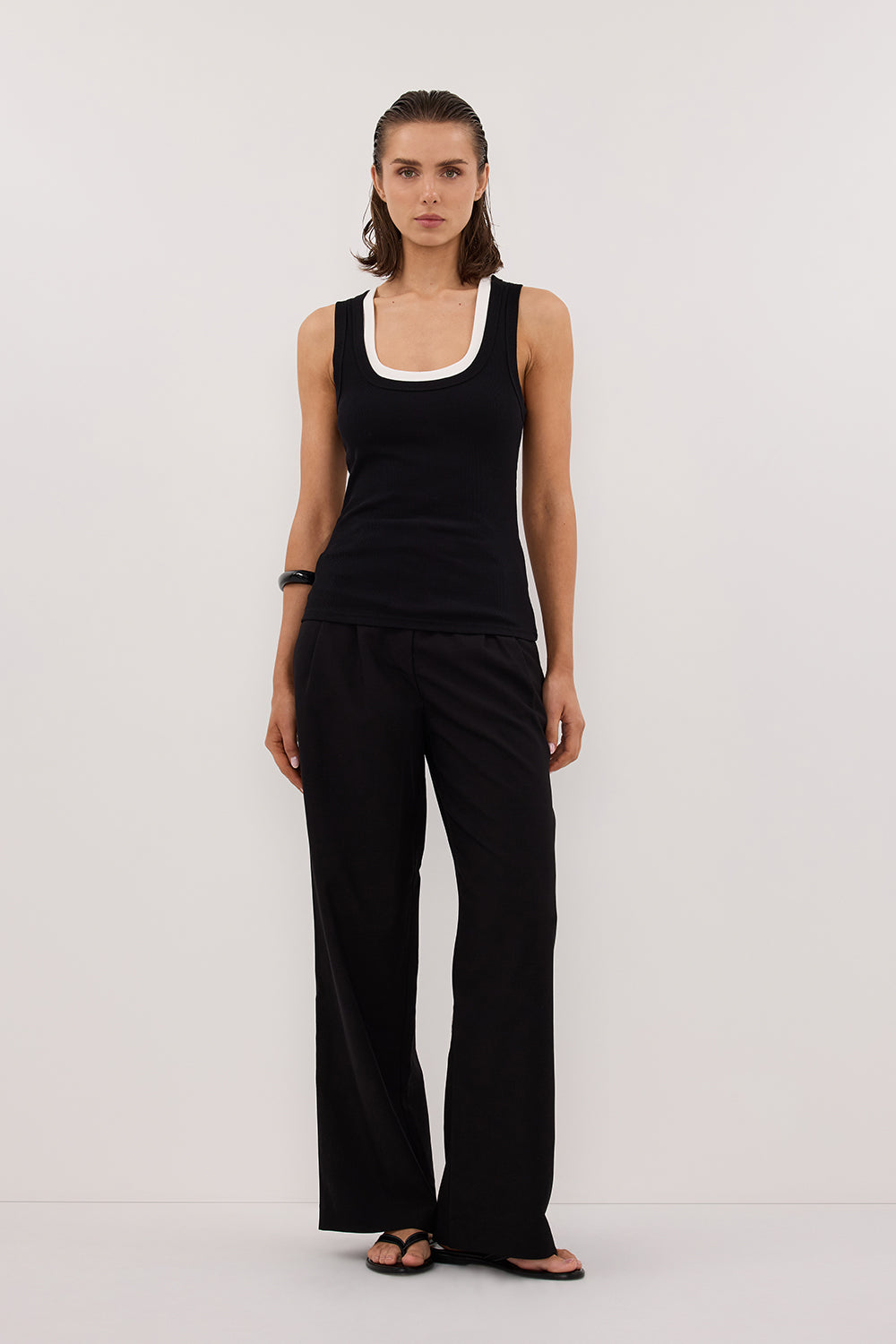 CLARA BLACK SCOOP NECK TANK TOP