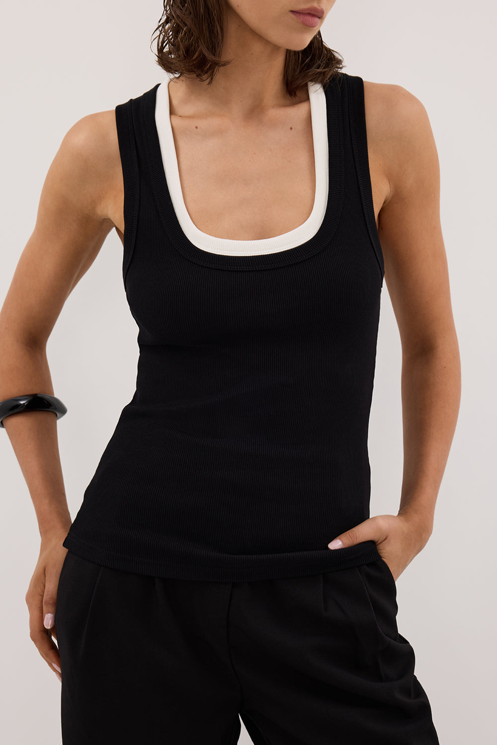 CLARA BLACK SCOOP NECK TANK TOP