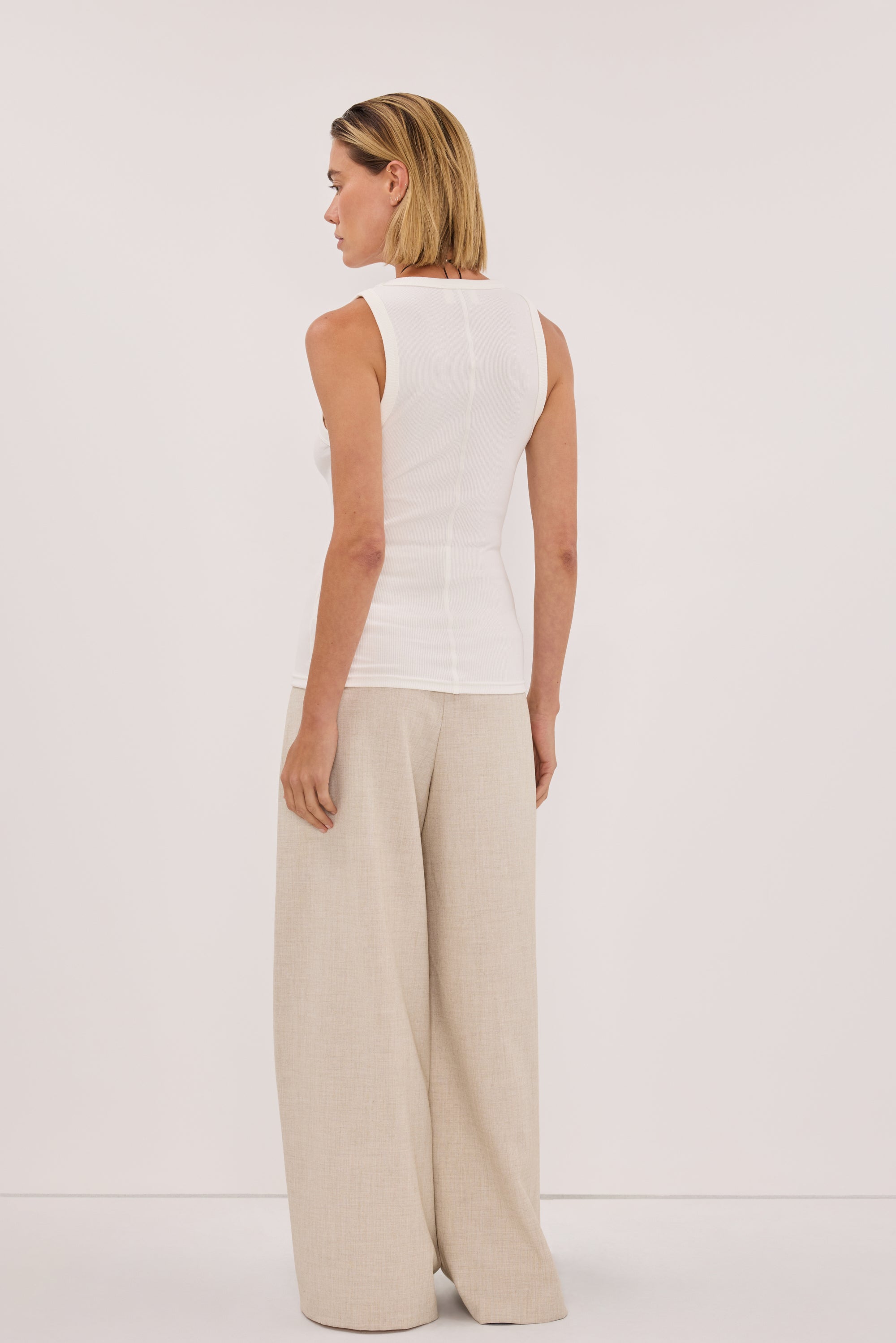 CLARA OFF WHITE SCOOP NECK TANK TOP