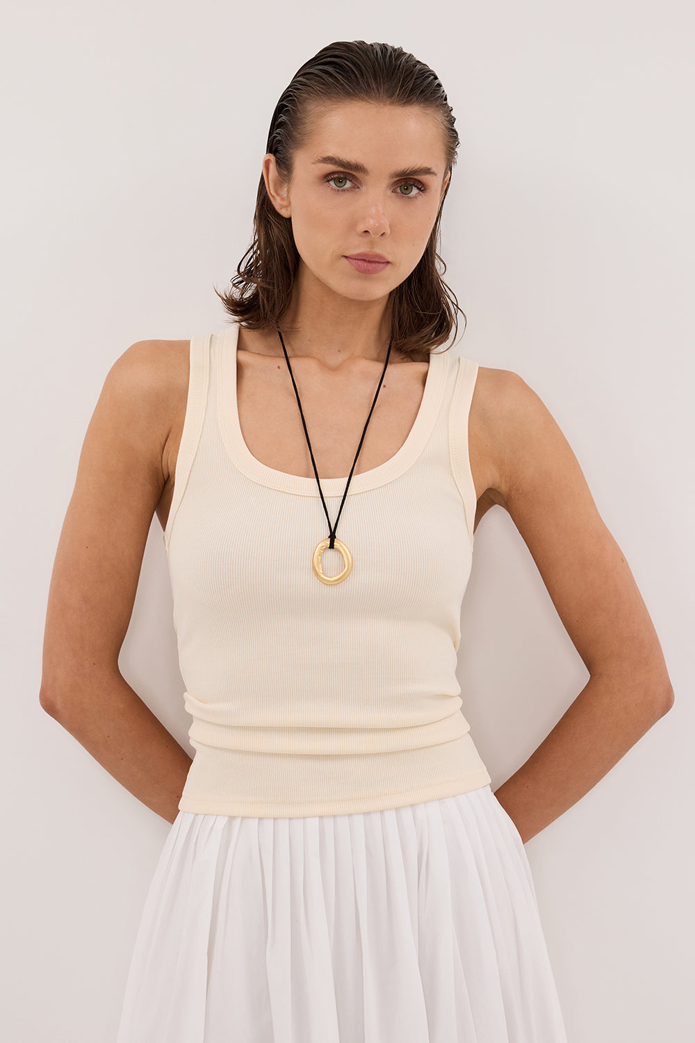 CLARA SANDSTONE SCOOP NECK TANK TOP