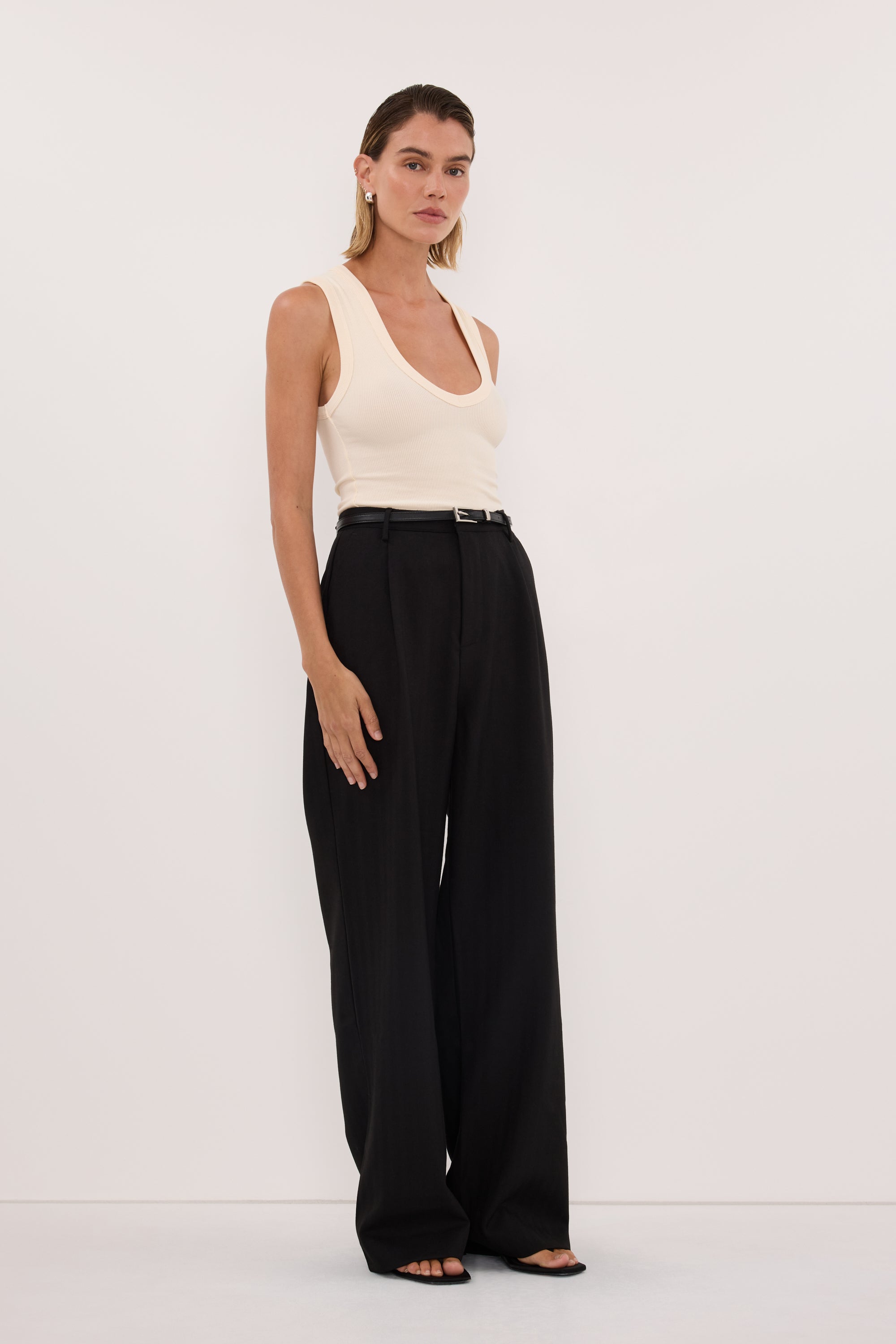 YASMIN SANDSTONE SLEEVELESS KNIT TANK