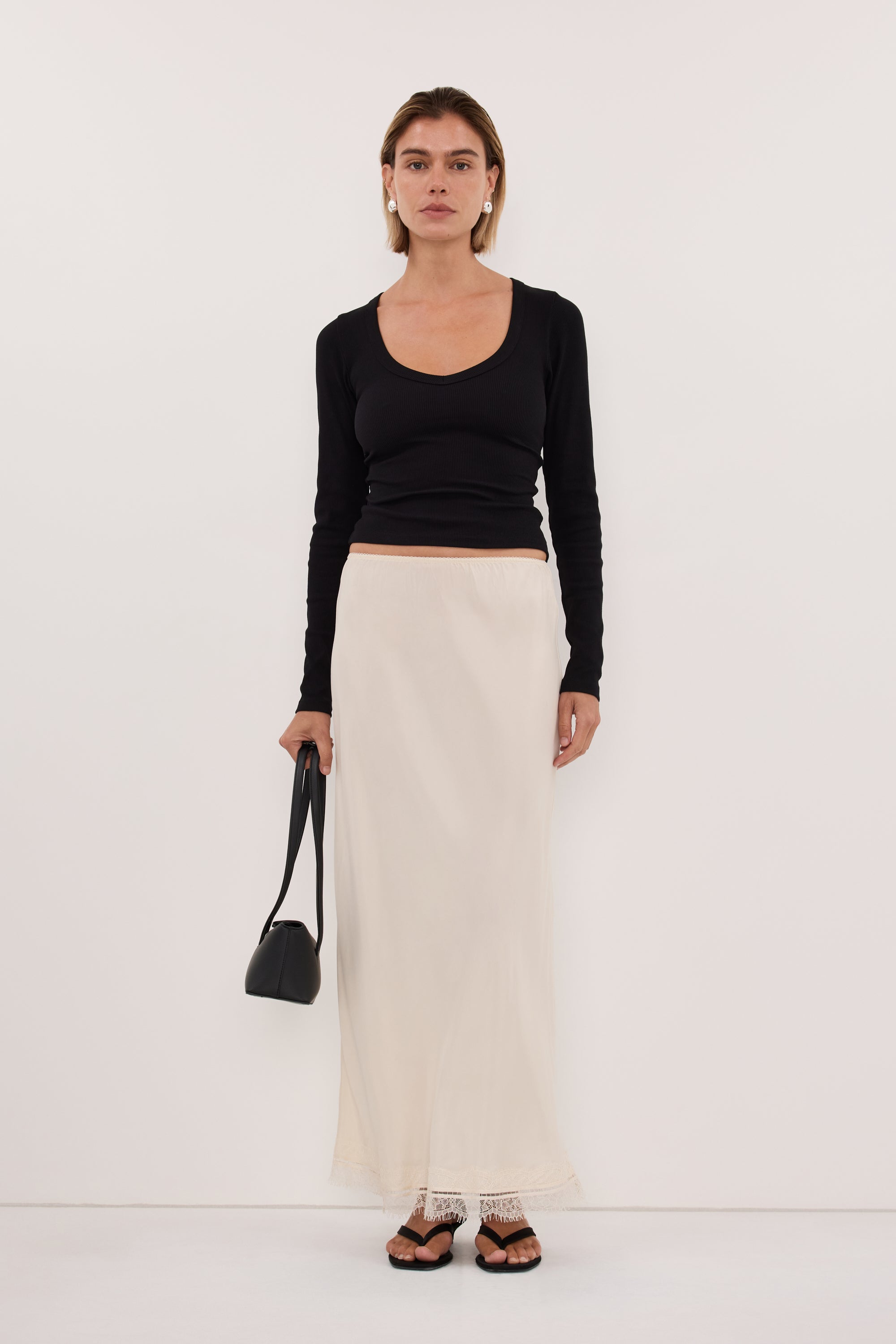 YASMIN BLACK LONG SLEEVE KNIT TOP