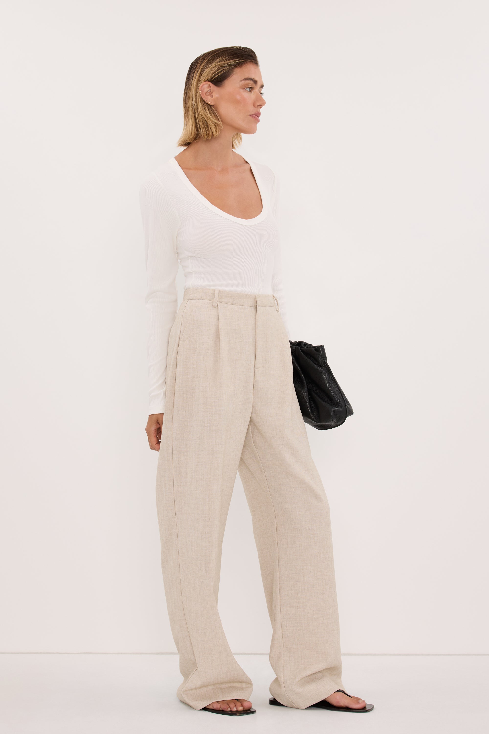 YASMIN OFF WHITE LONG SLEEVE KNIT TOP