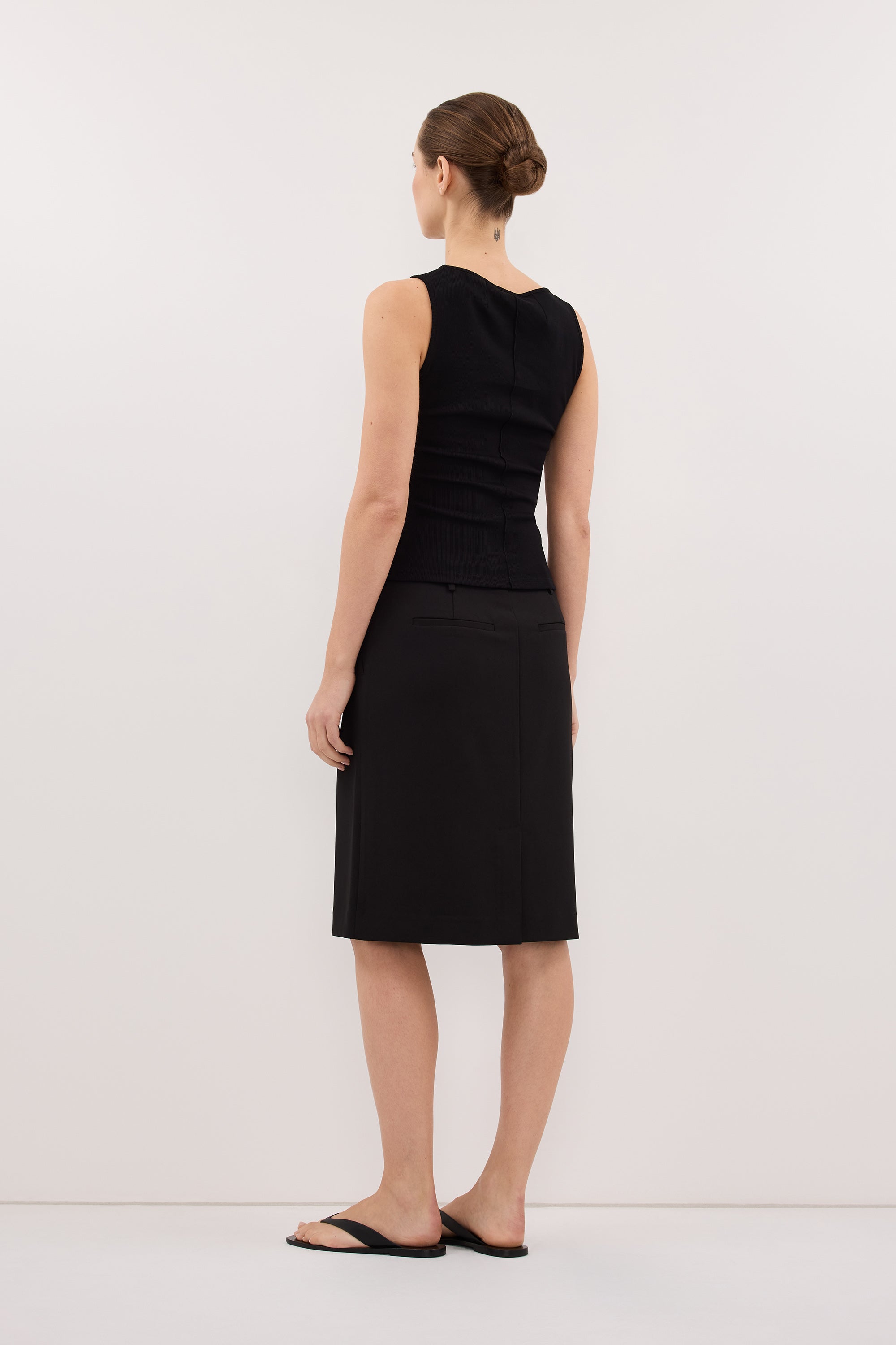 AMARA BLACK BOAT NECK KNIT TANK