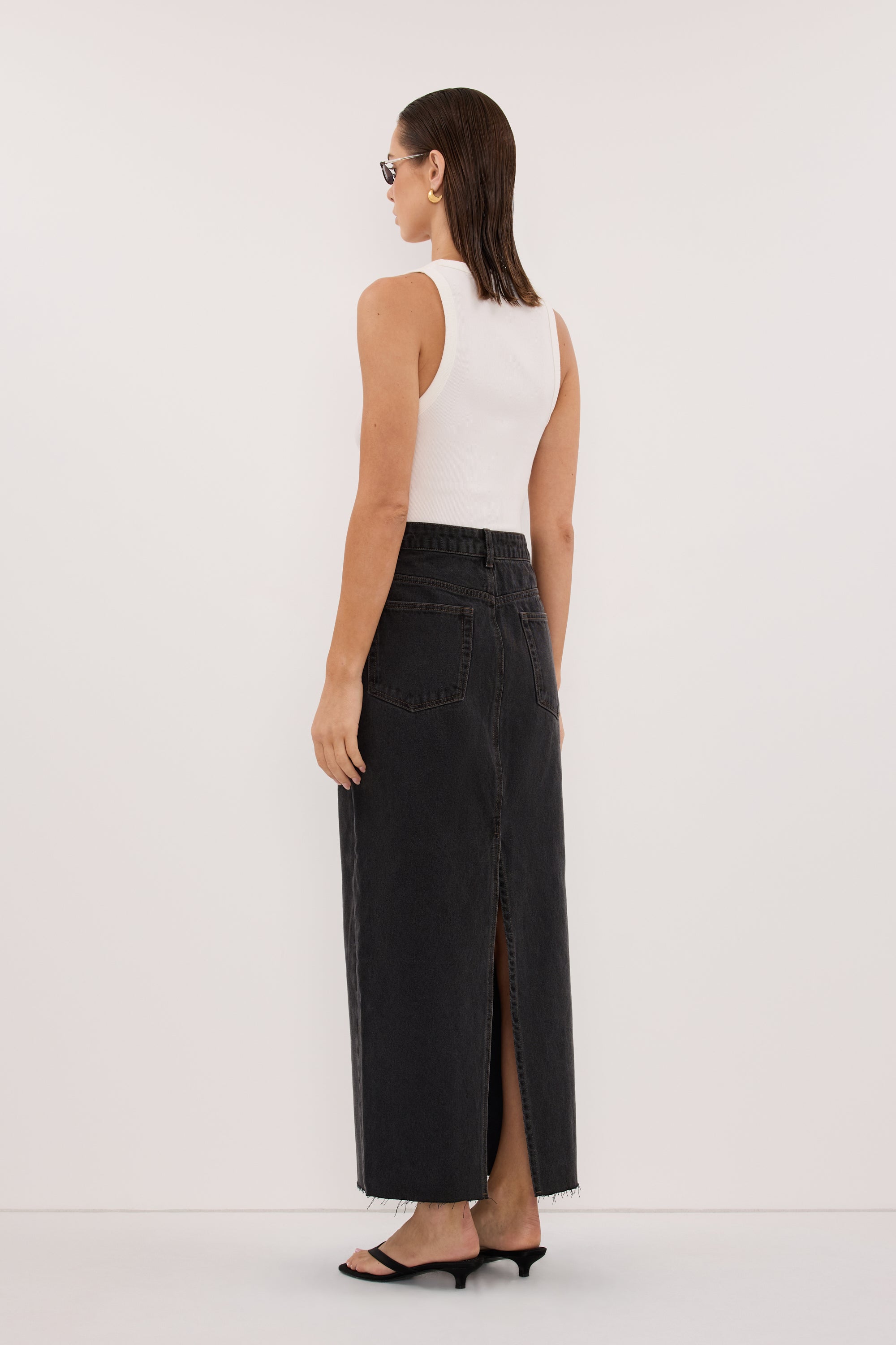 MONROE BLACK RINSE DENIM MIDI SKIRT