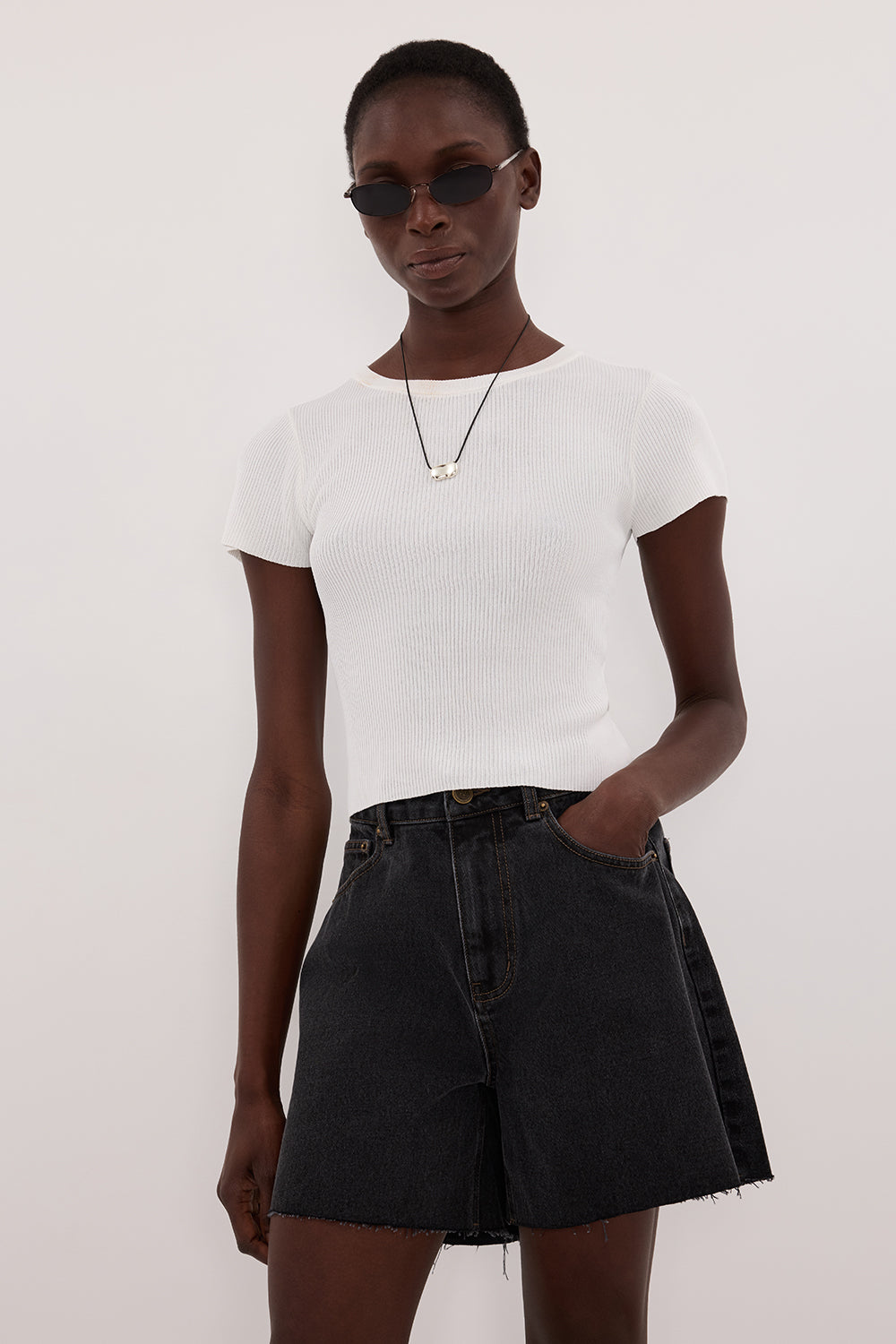 MARLEY BLACK RINSE DENIM SHORT