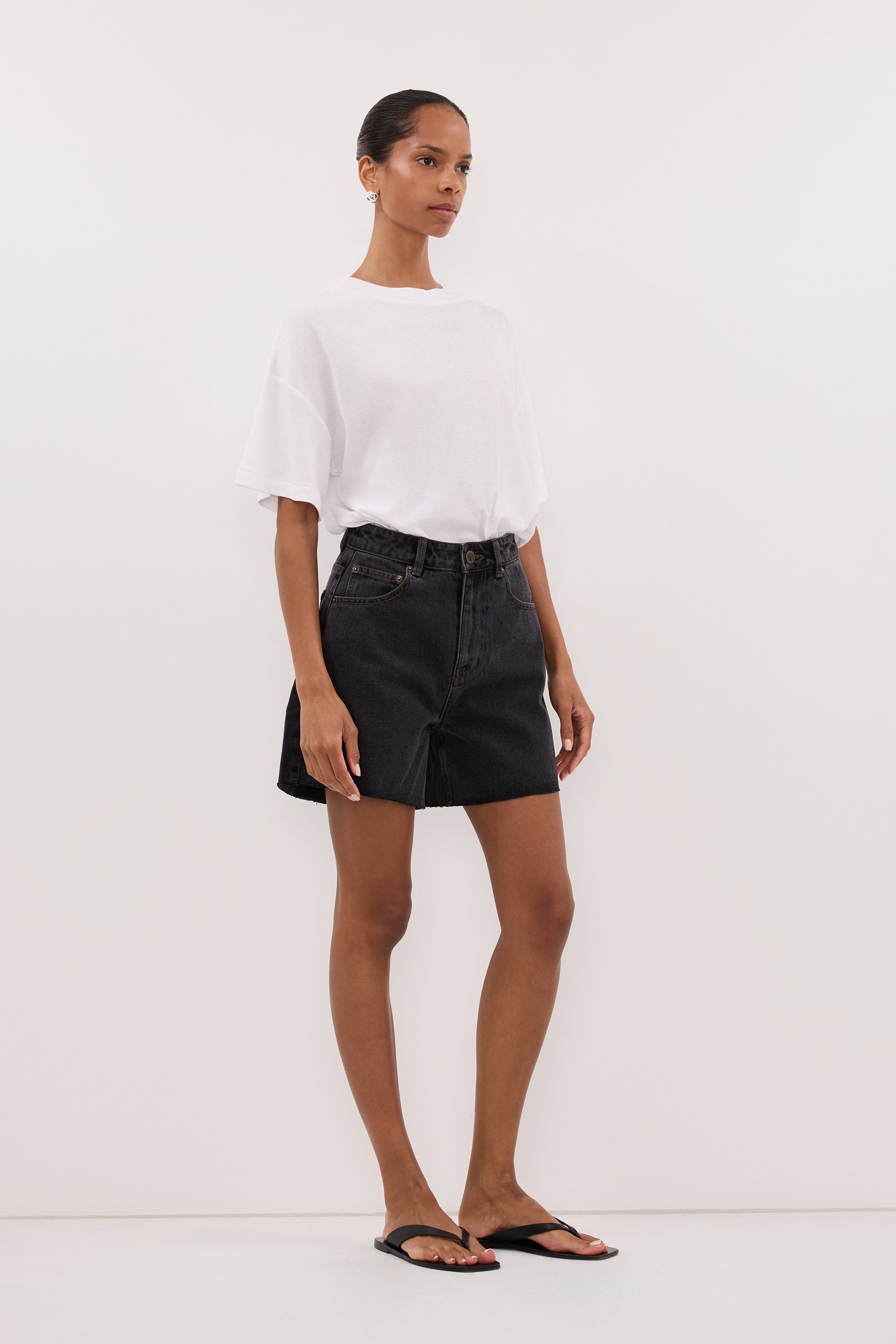 MARLEY BLACK RINSE DENIM SHORT