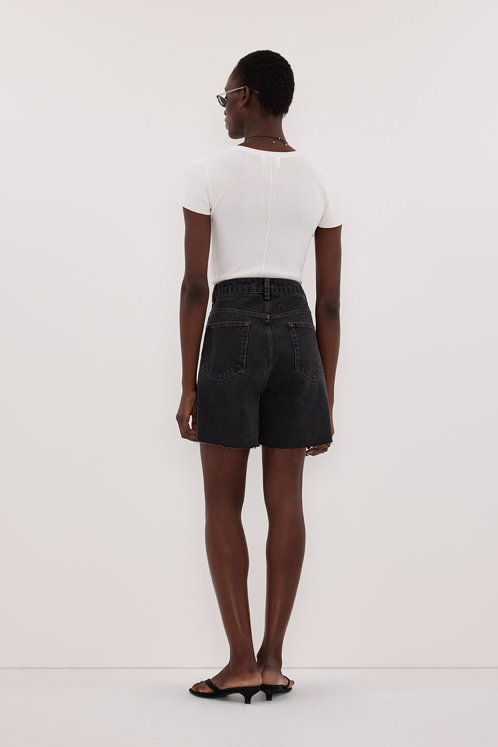 MARLEY BLACK RINSE DENIM SHORT