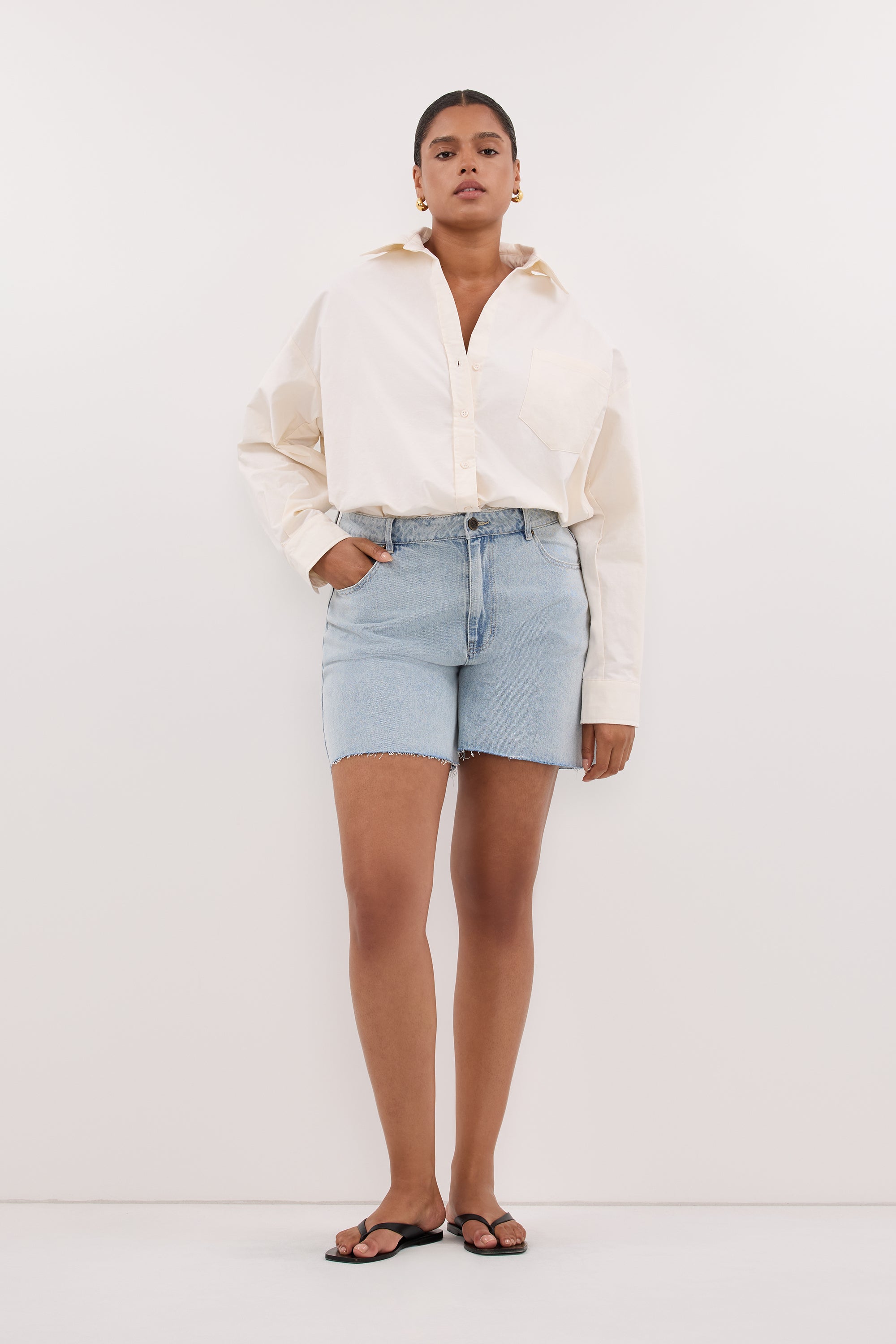 MARLEY LIGHT RINSE DENIM SHORT