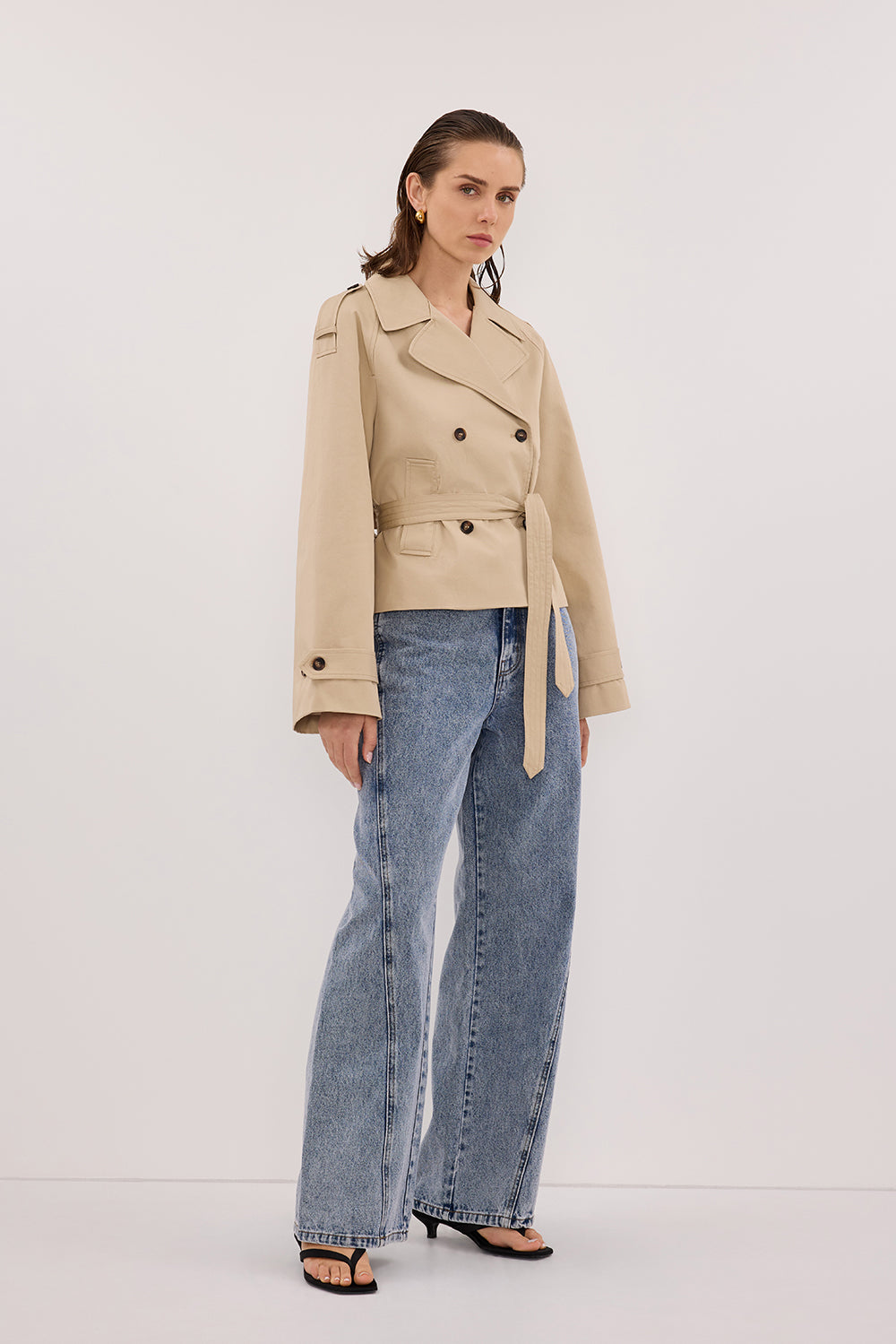 DTA09004MID.454_12.jpg?v=