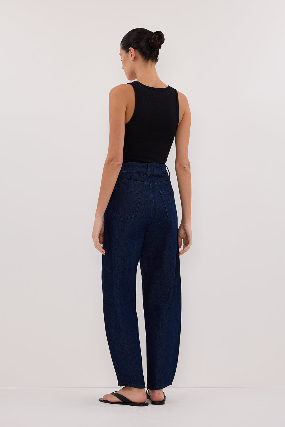 CALEB INDIGO BARREL LEG JEAN