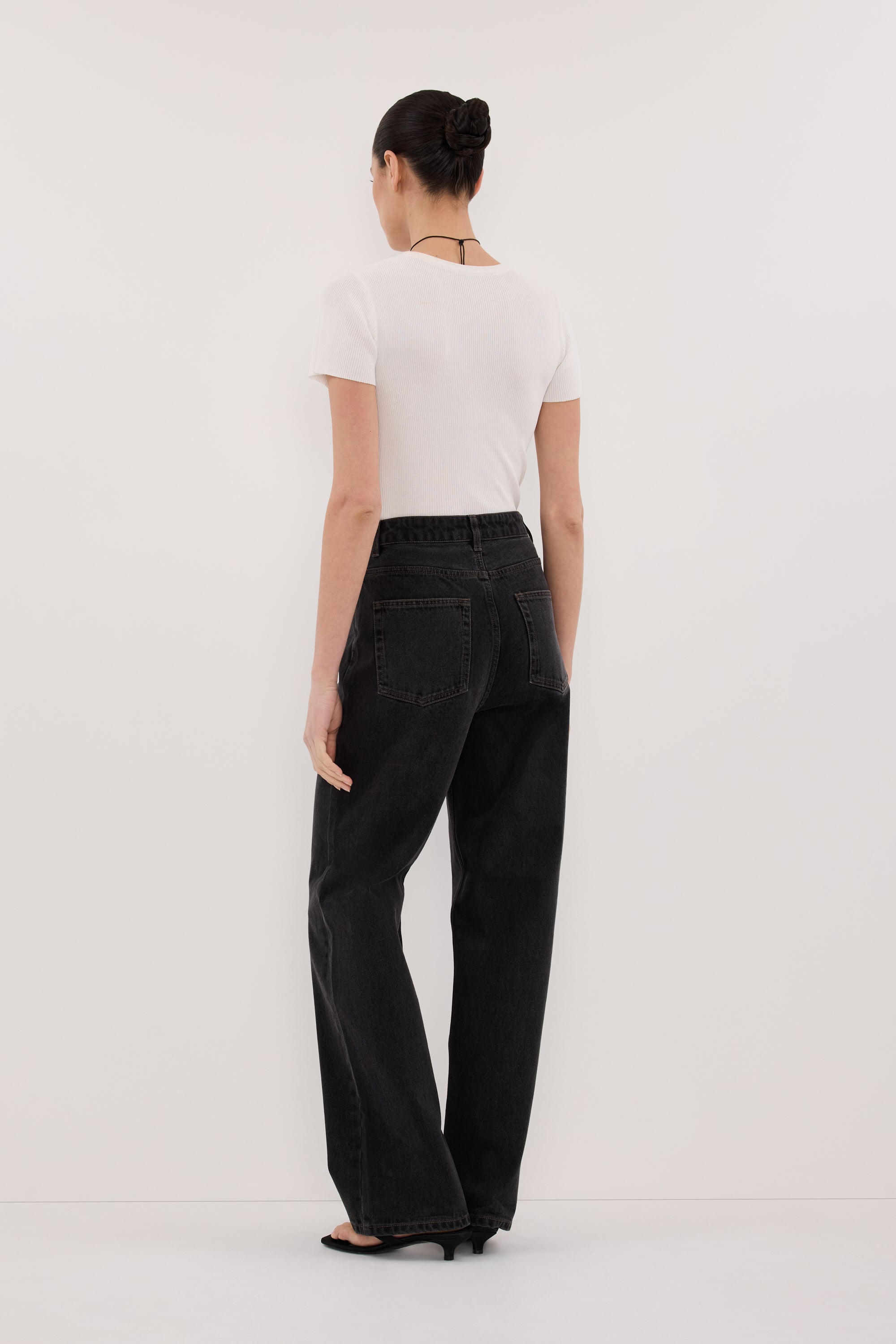 WESTIN BLACK RINSE TALL STRAIGHT JEAN