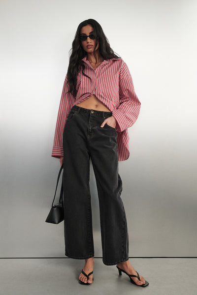 Anaya wearing FRANK BLACK RINSE RELAXED JEAN