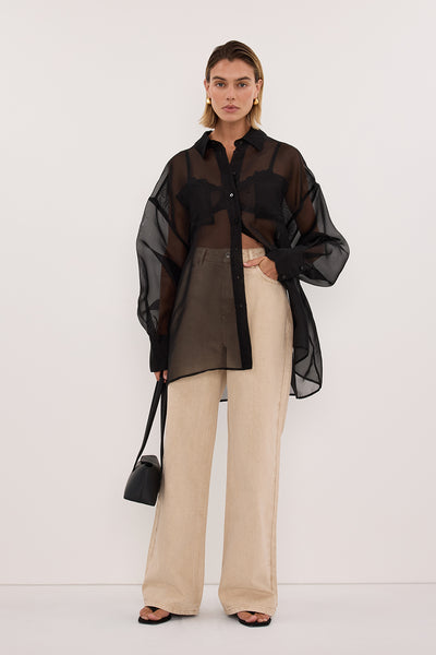 Joanna wearing REAGAN 2.0 BUFF SLOUCHY JEAN