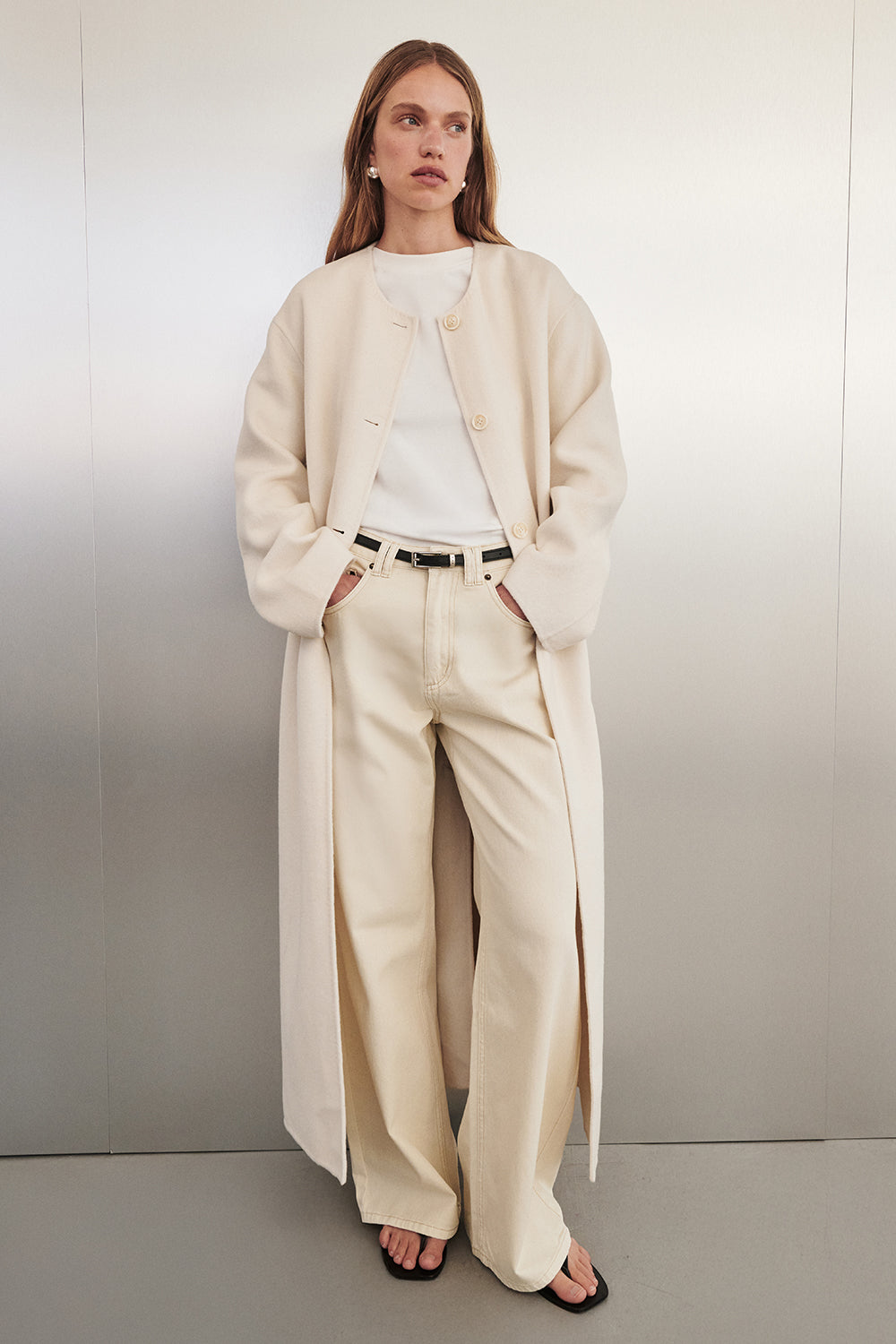 REAGAN 2.0 CREAM SLOUCHY JEAN