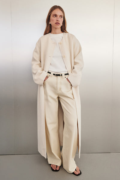 Aude wearing REAGAN 2.0 CREAM SLOUCHY JEAN