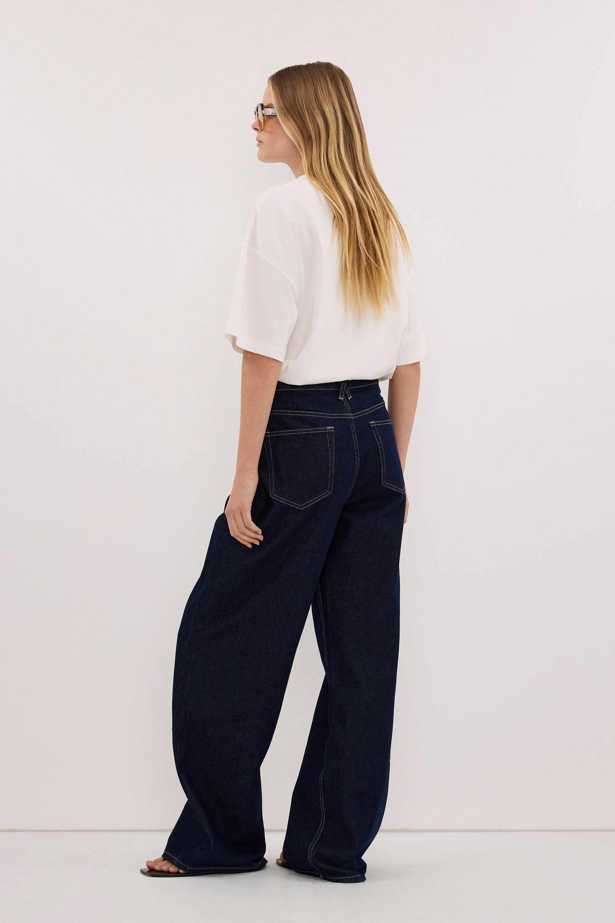 REAGAN 2.0 INDIGO SLOUCHY JEAN