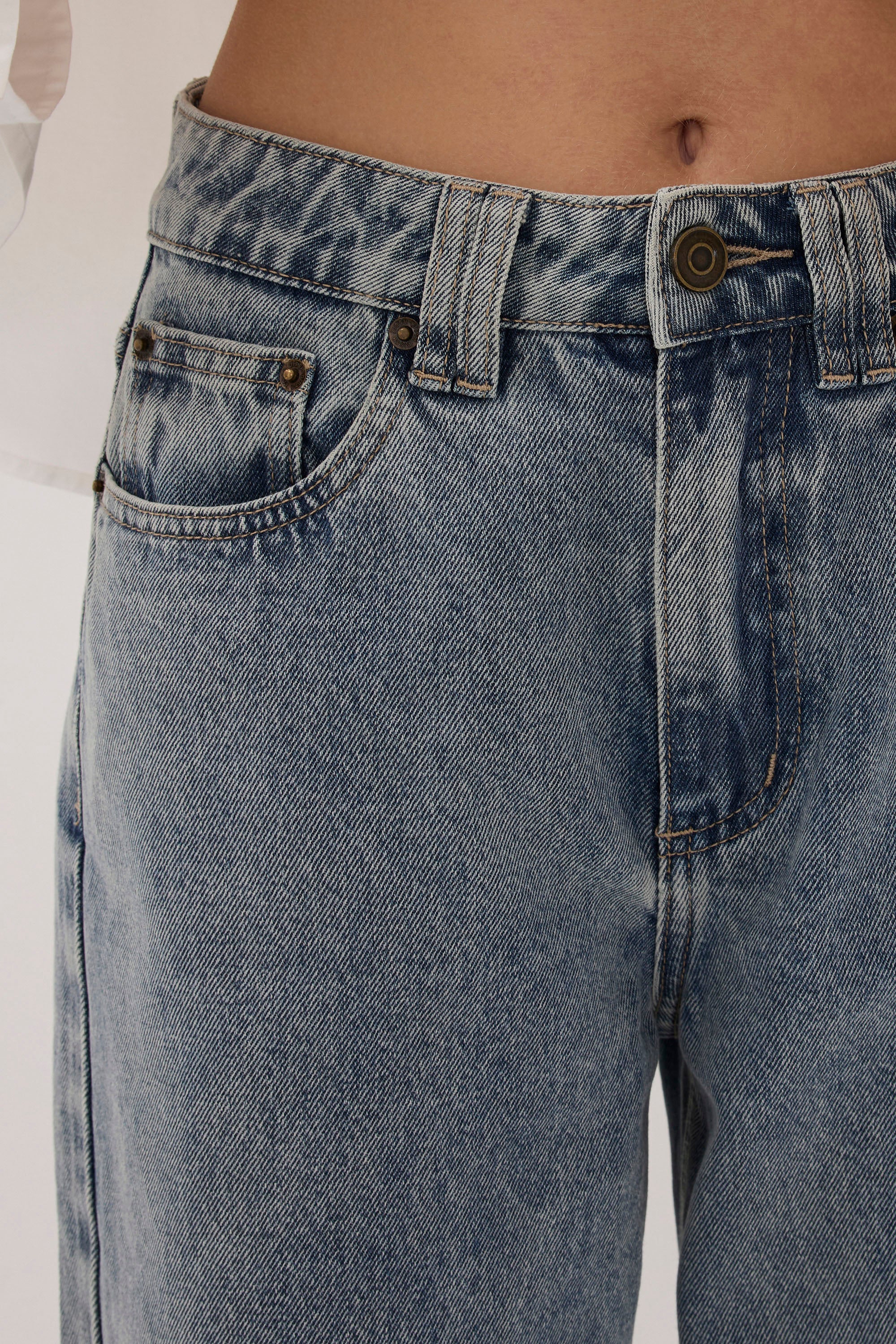 REAGAN 2.0 LIGHT BLUE SLOUCHY JEAN