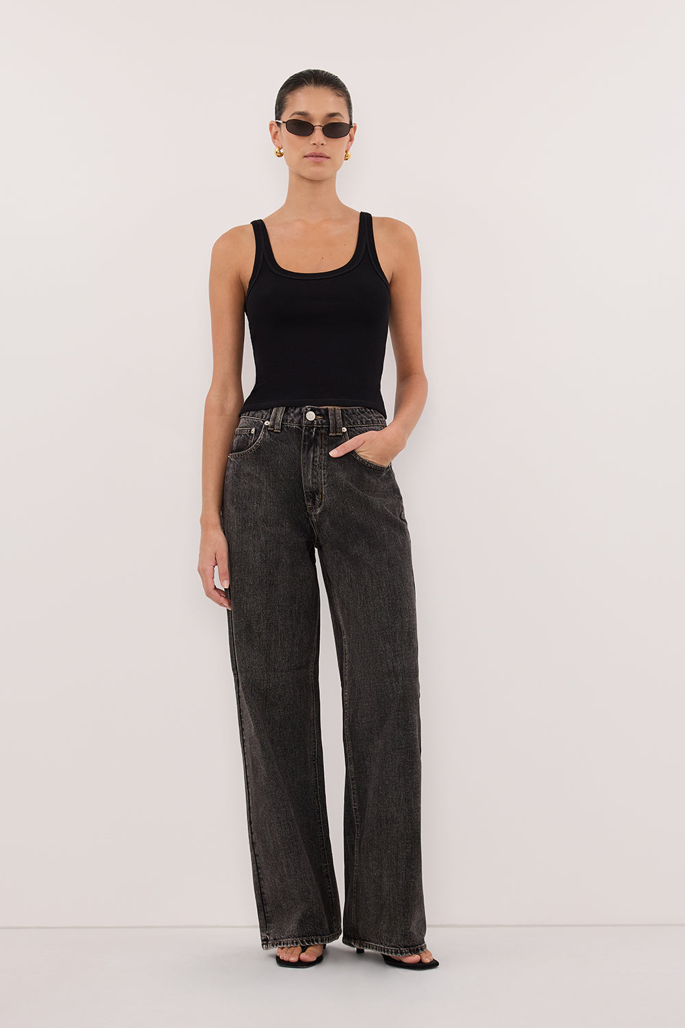 REAGAN 2.0 BLACK SLOUCHY JEAN – DISSH