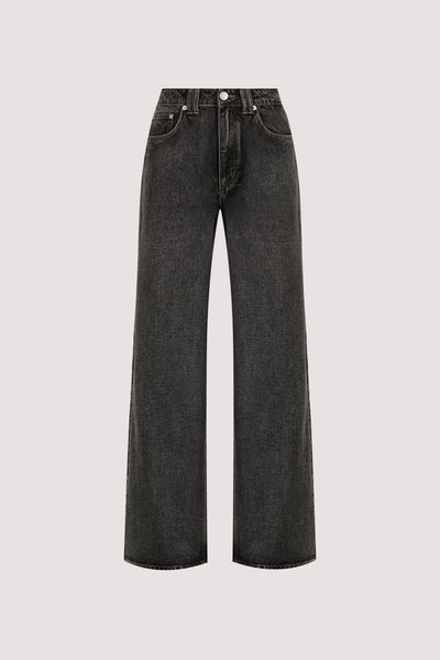 Stas wearing REAGAN 2.0 WASHED BLACK SLOUCHY JEAN