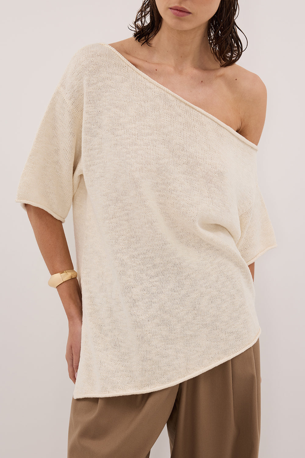 RICK CREAM ASYM KNIT TOP