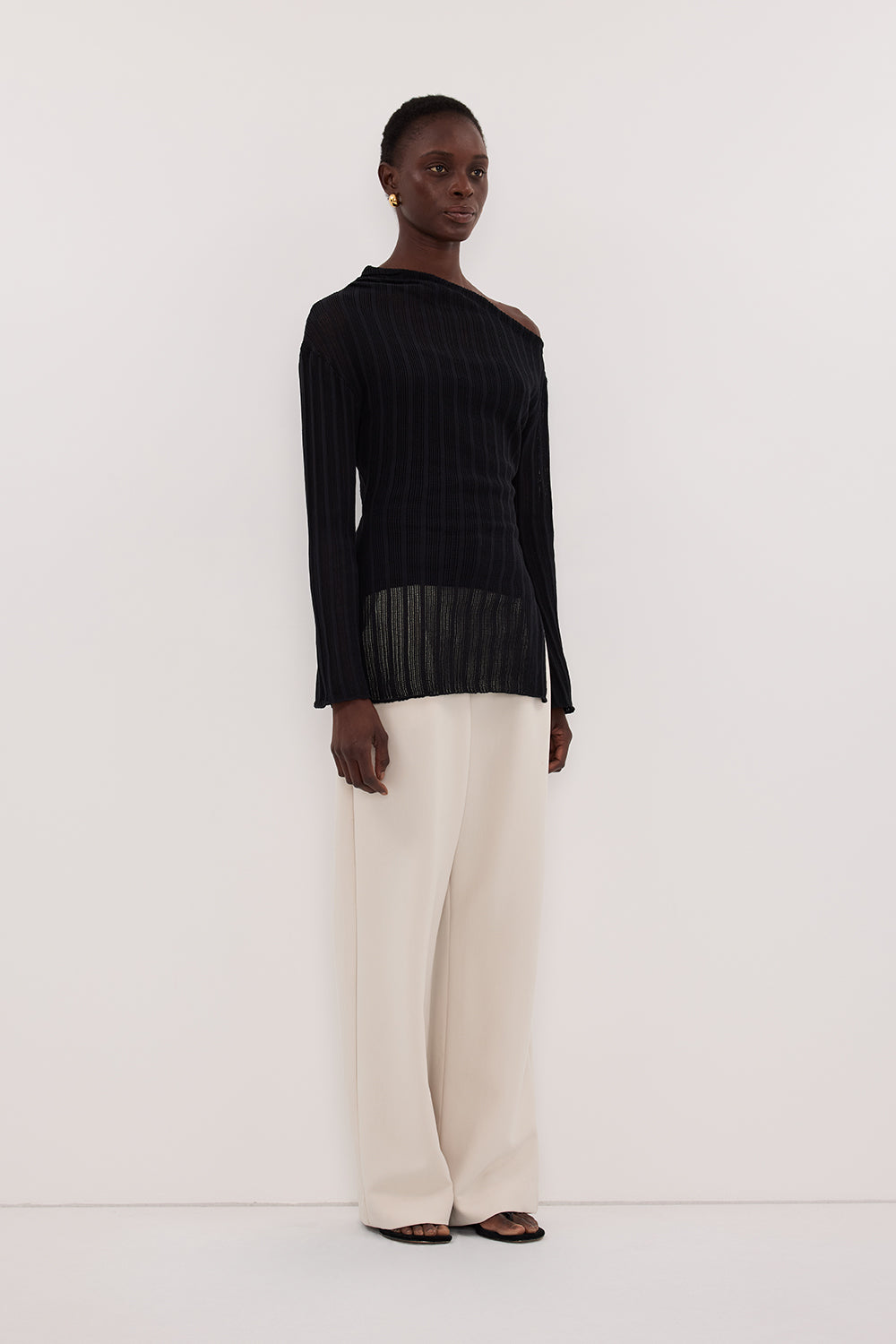 BOWIE BLACK LONG SLEEVE KNIT TOP