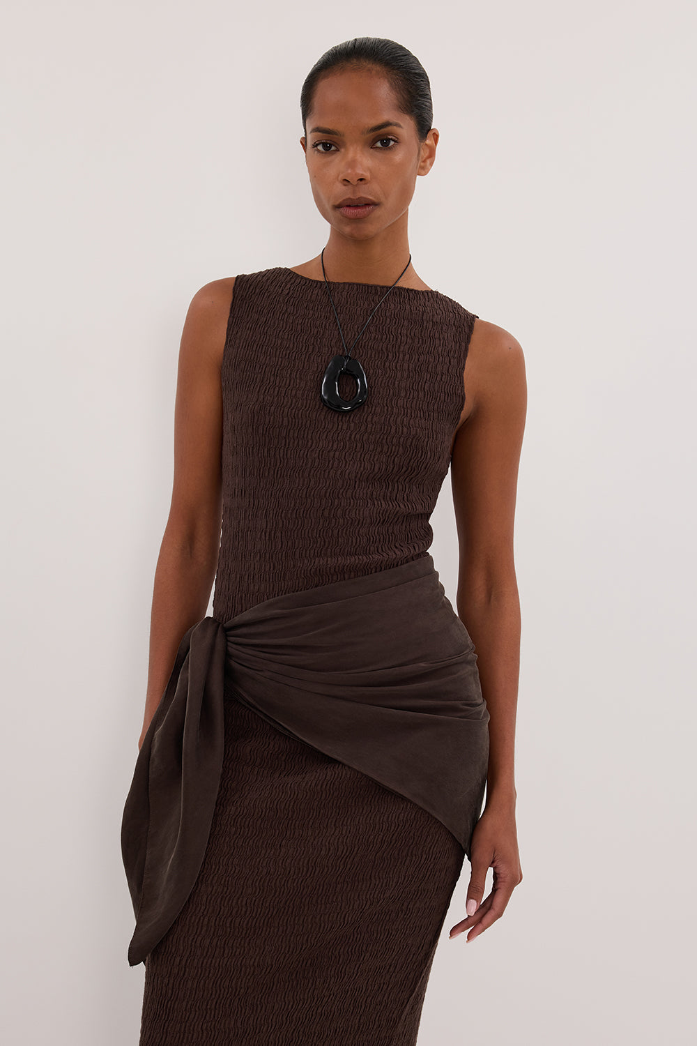 MELISSA CHOCOLATE S/LESS KNIT TOP – DISSH