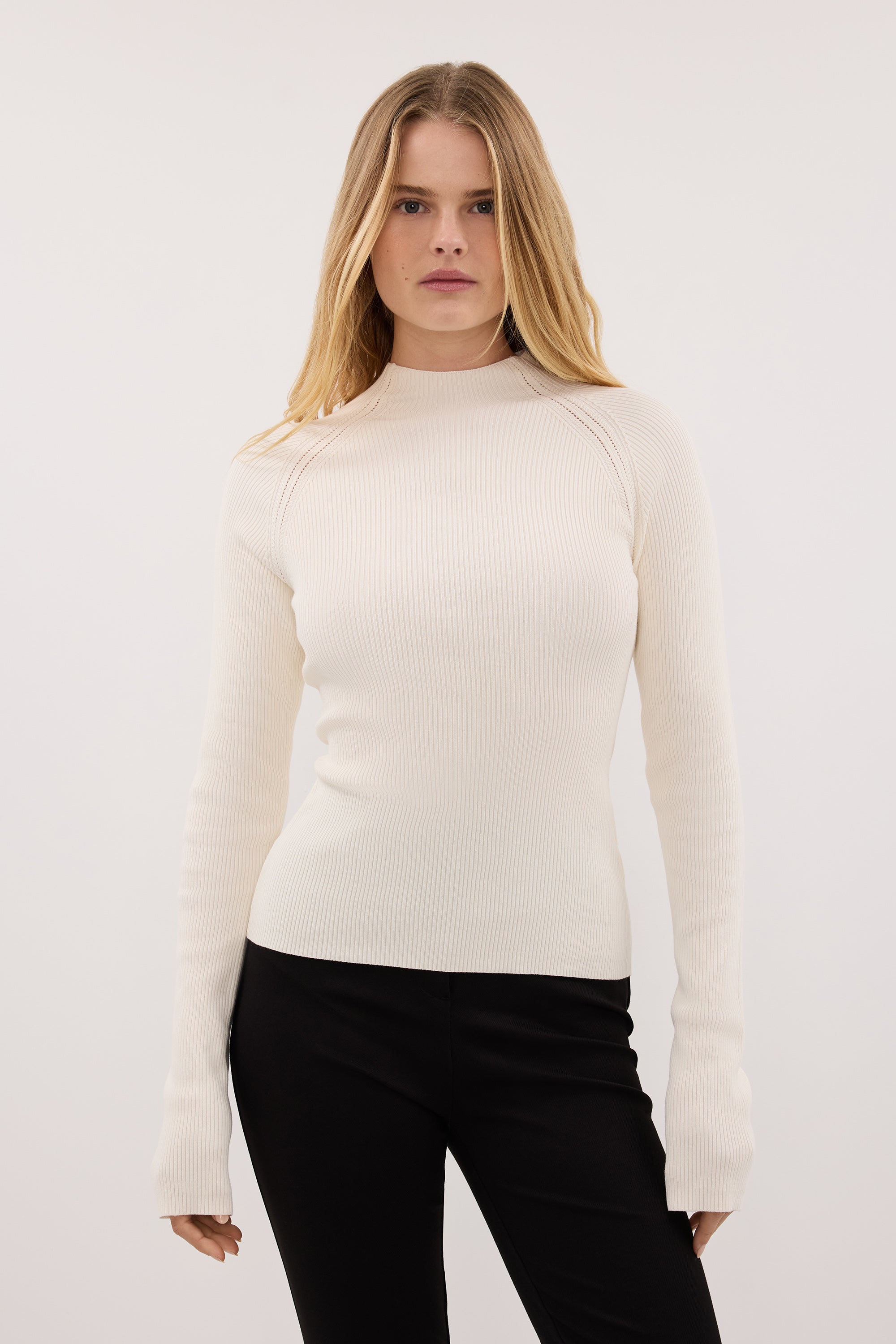 ANGEL CREAM RAGLAN FUNNEL NECK TOP