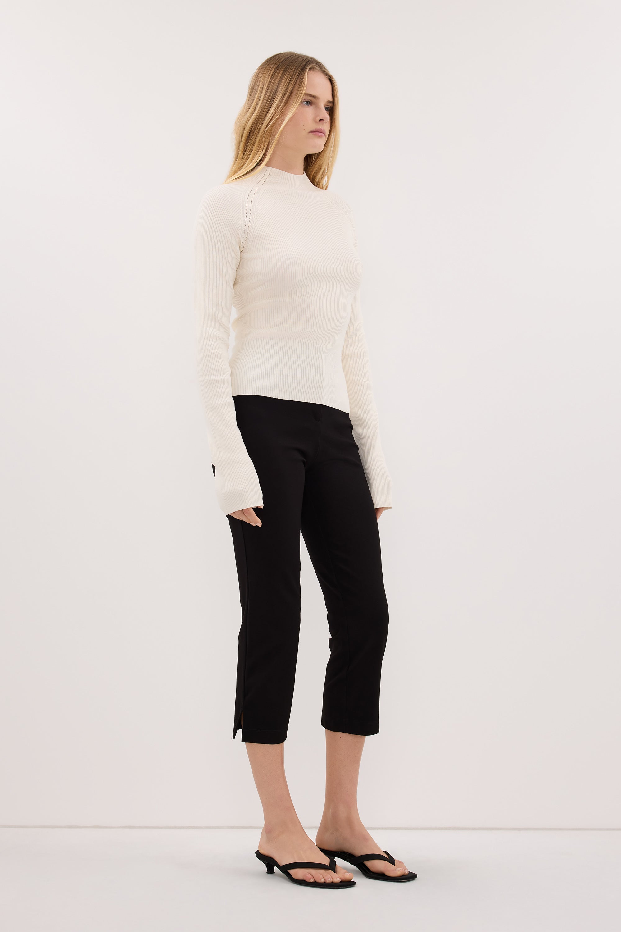 ANGEL CREAM RAGLAN FUNNEL NECK TOP
