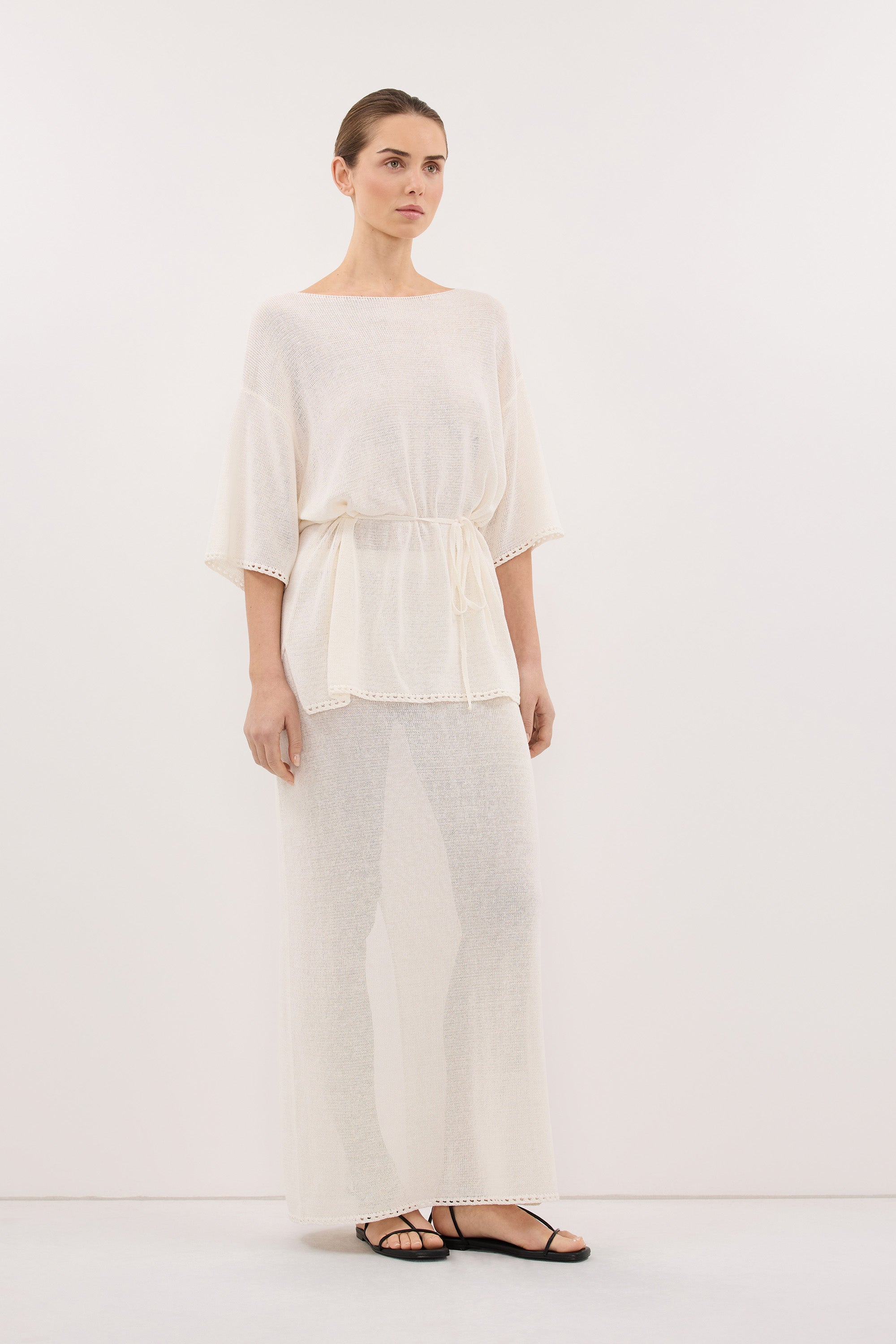 TARI OFF WHITE BOAT NECK TEE