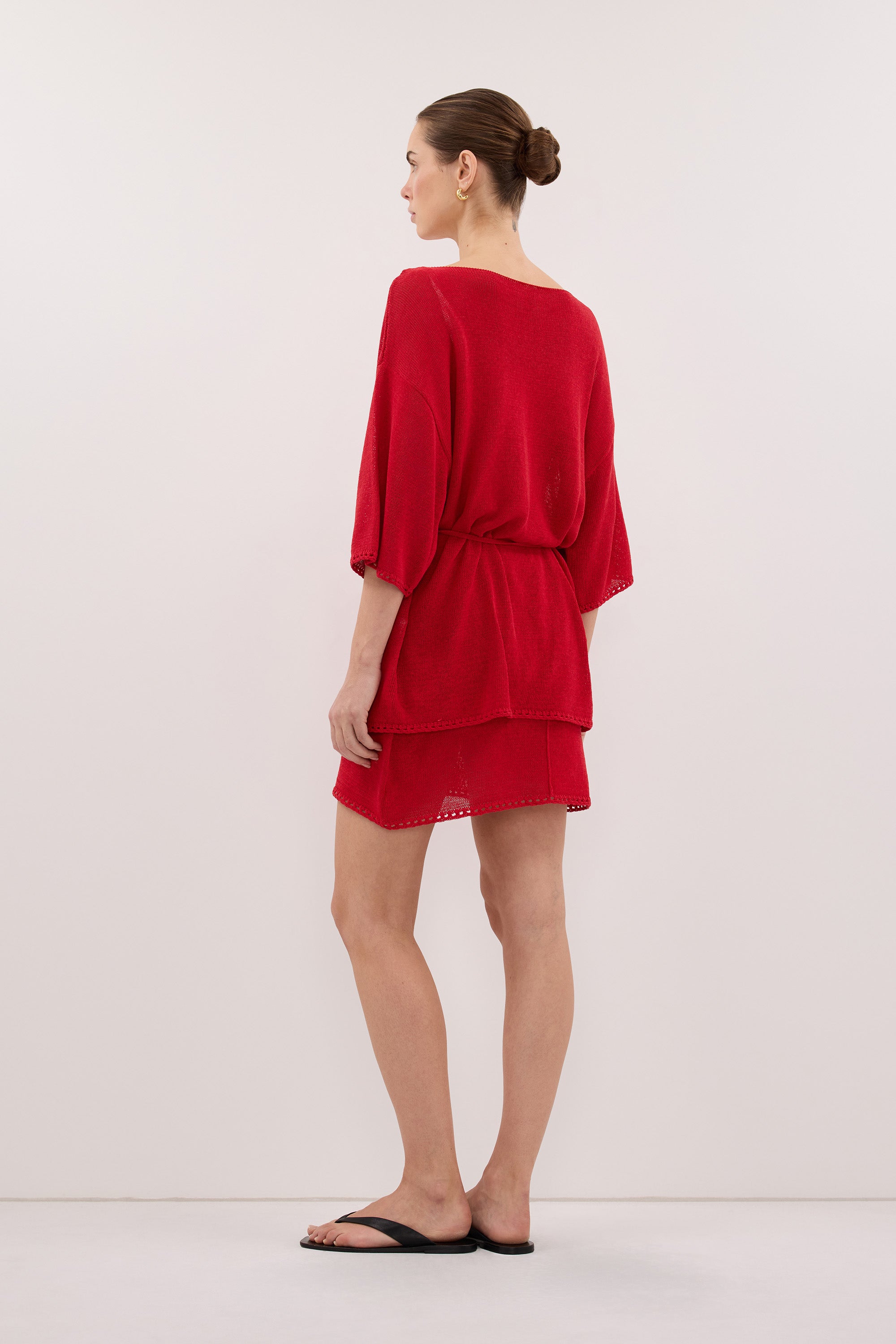 TARI RED BOAT NECK TEE